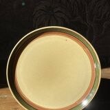 14 assiettes plates en grès, 1970