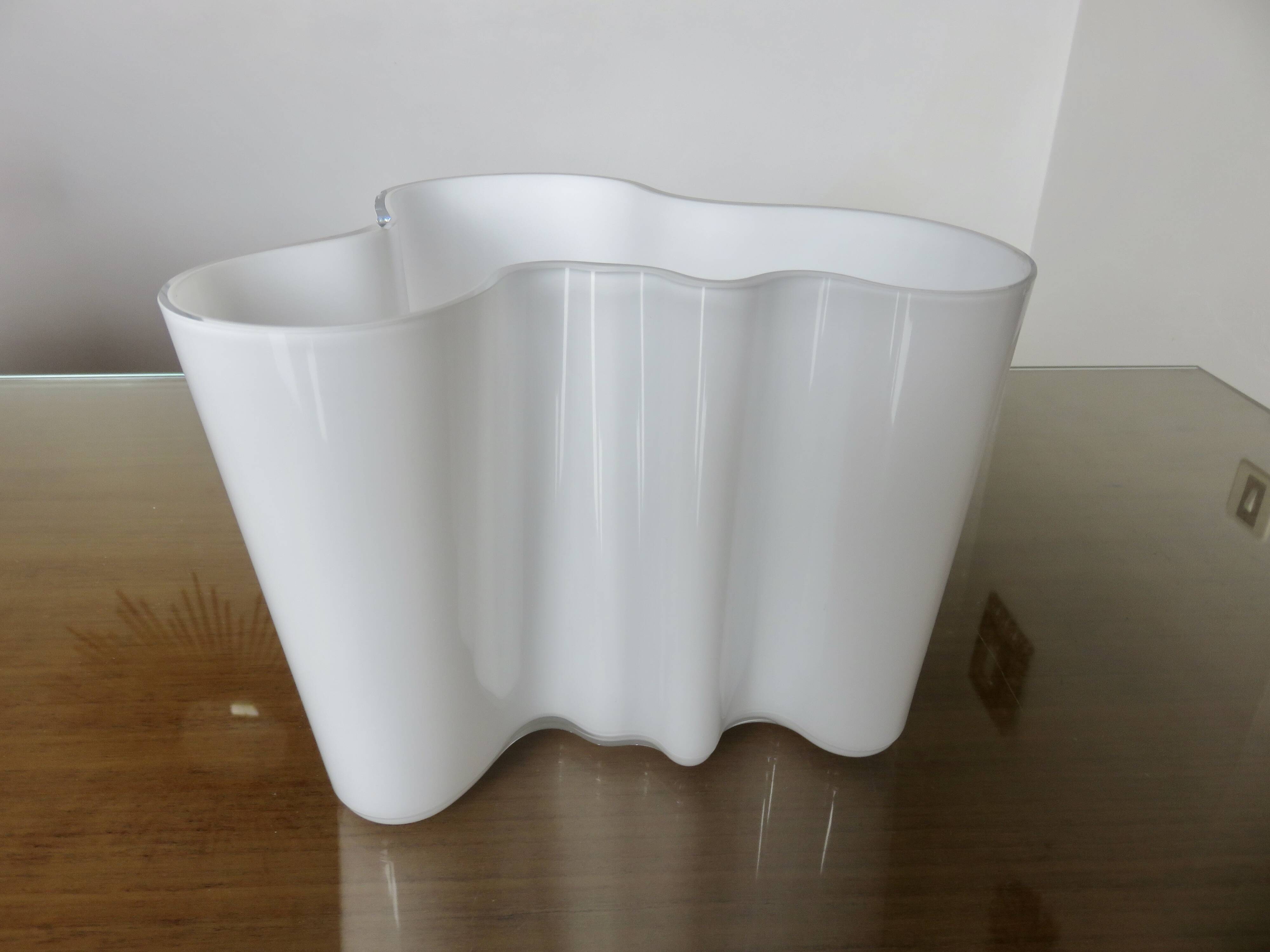 Savoy vase by Alvar Aalto for IITALA, large model
