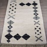 White handmade traditional wool rug 300/200cm