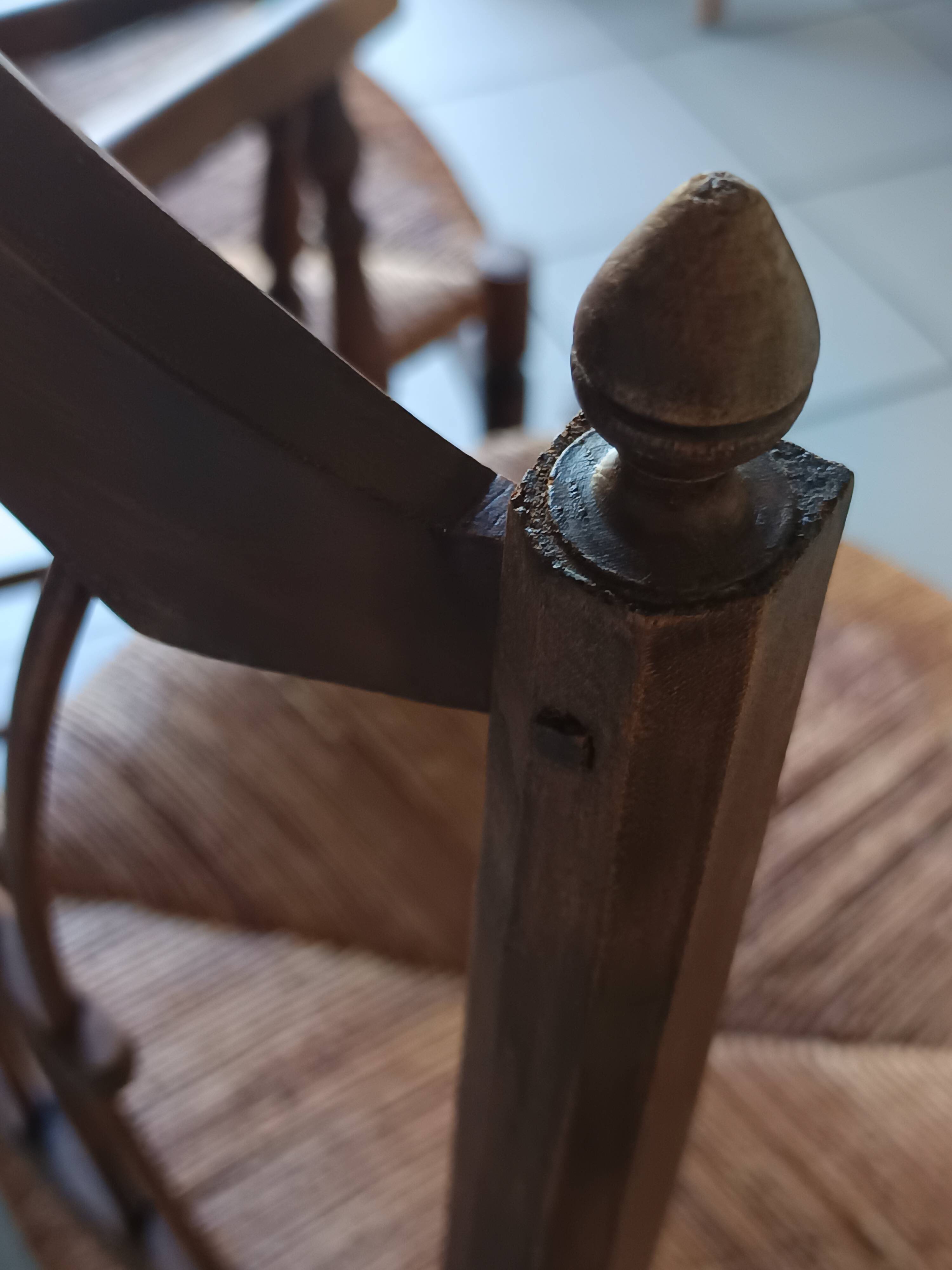 Paire de fauteuils anciens provençaux fin XIXème