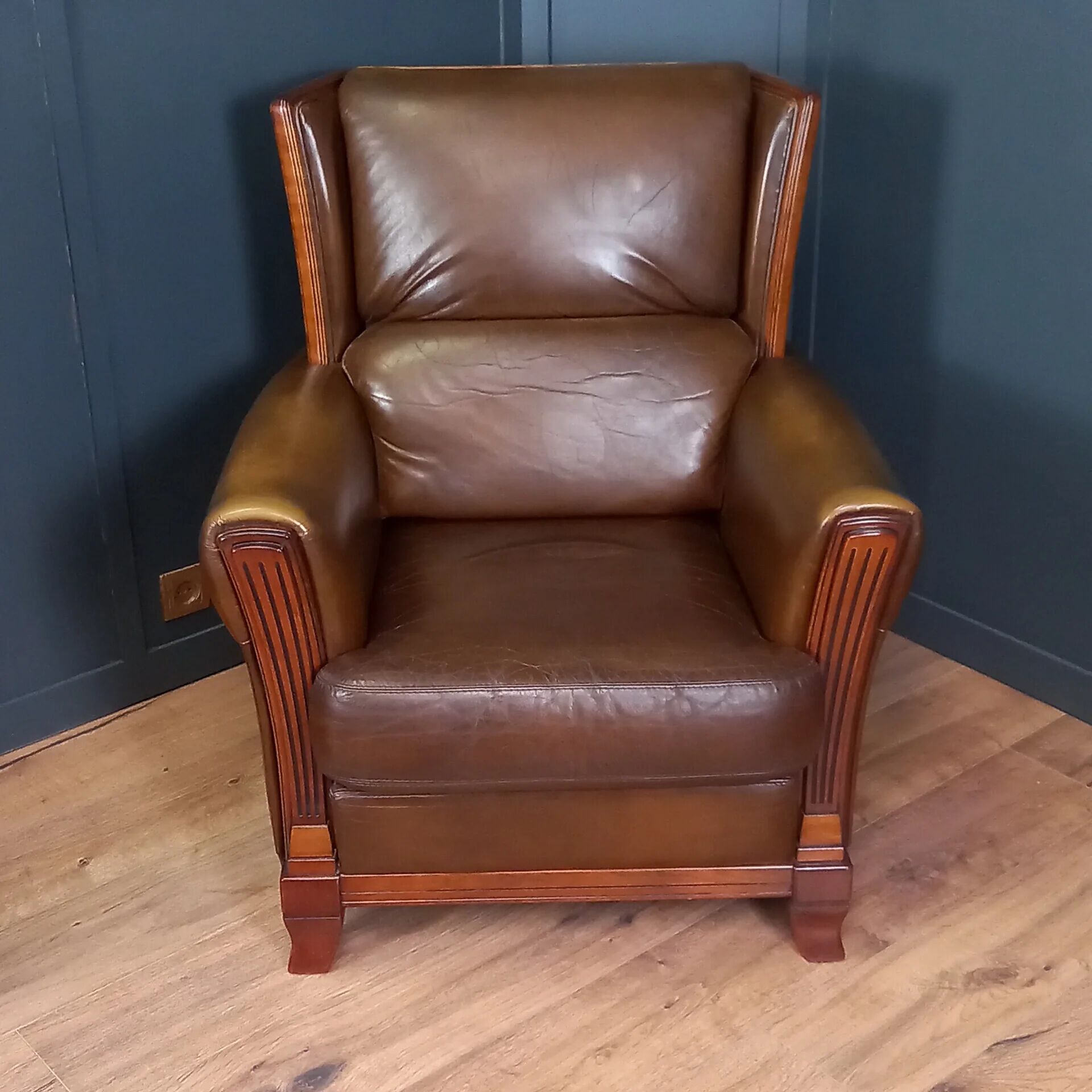 Sheepskin Art Deco club armchair