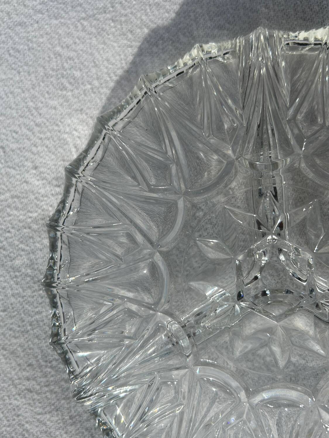 Glass serving dish - Made in France - Mid 20th century