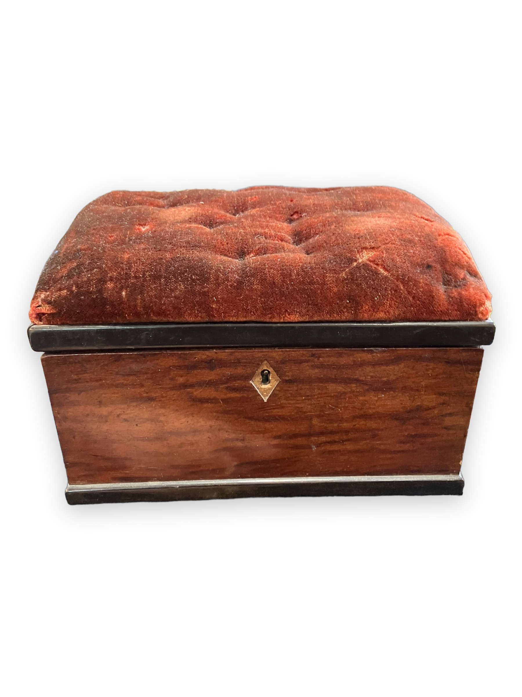 Jewel box in veneer and velvet wood