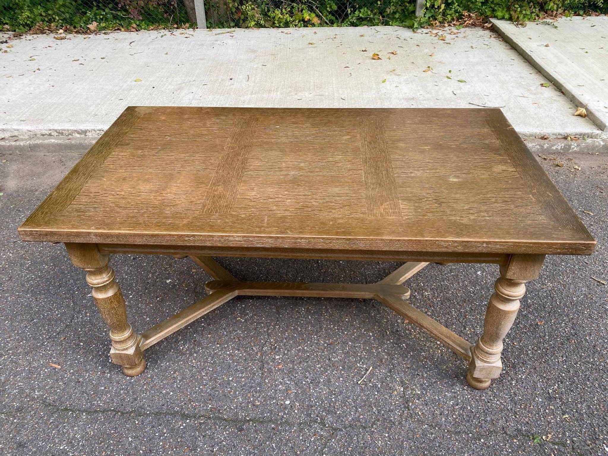 Table à manger de ferme extensible renaissance espagnol patinée 10 places