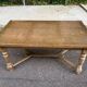 Table à manger de ferme extensible renaissance espagnol patinée 10 places