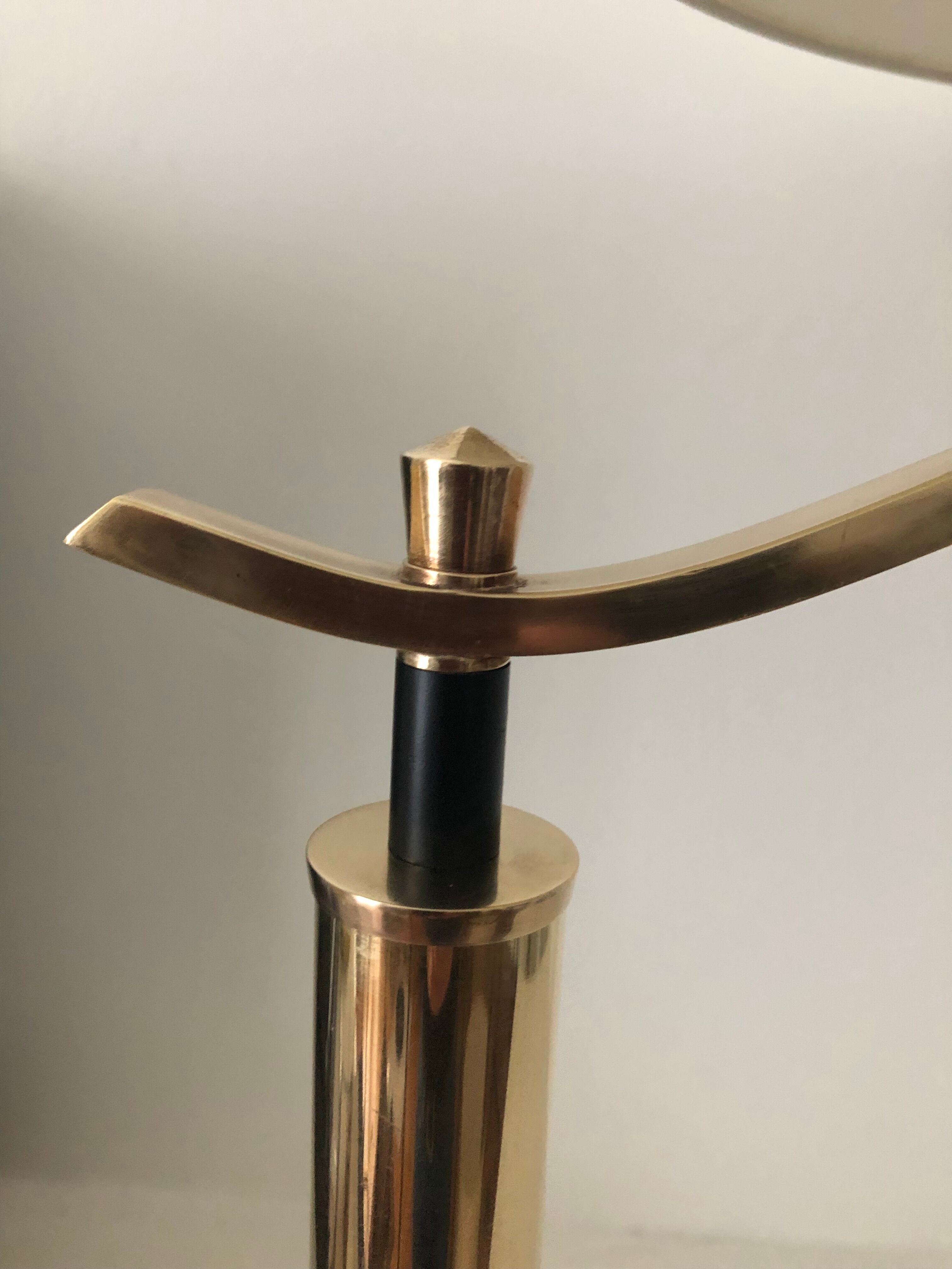 Neo-classical table lamp from the 50s-60s