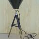 Lampe tripode à hauteur réglable