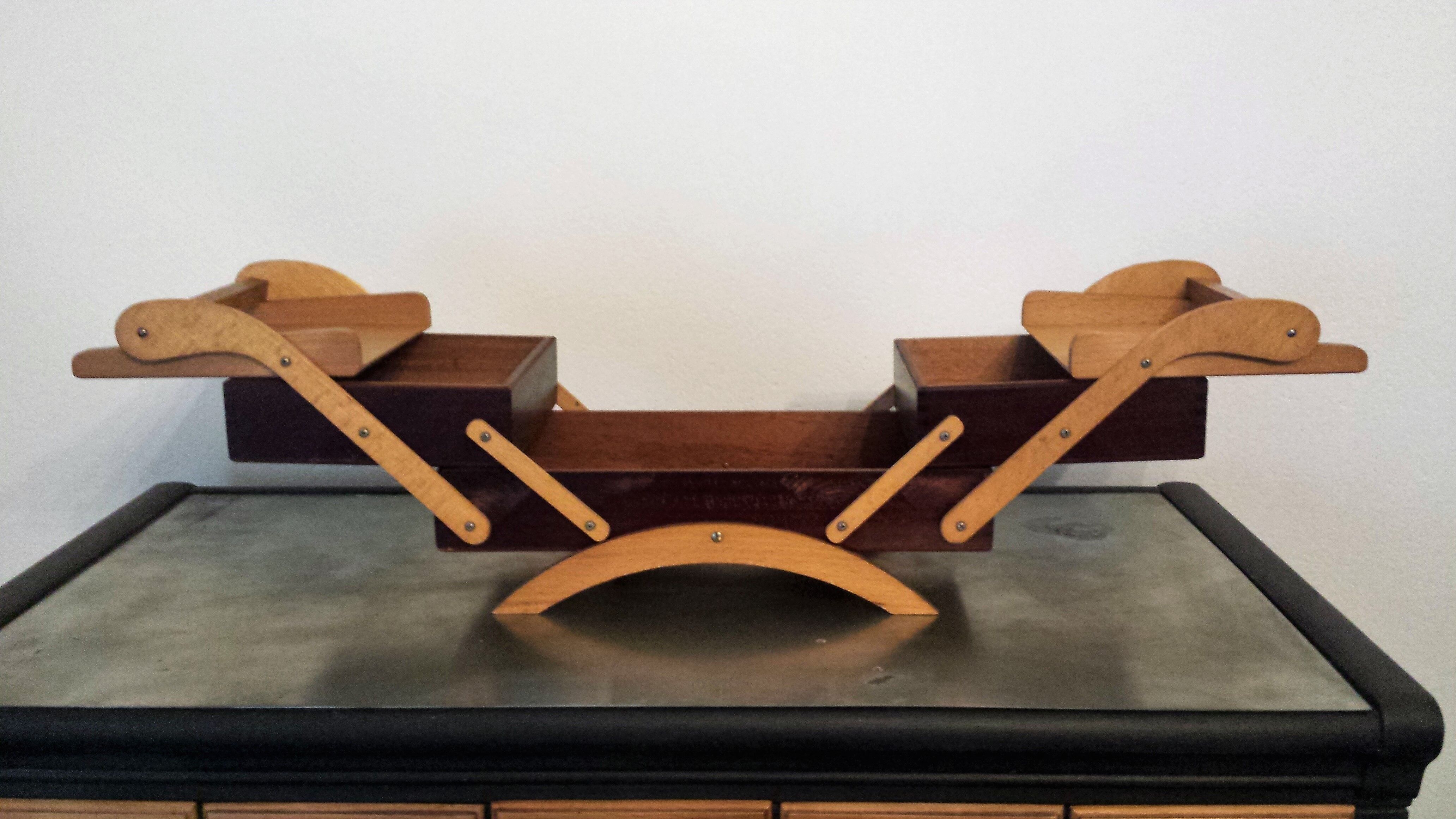 Sewing basket wooden of the 50/60