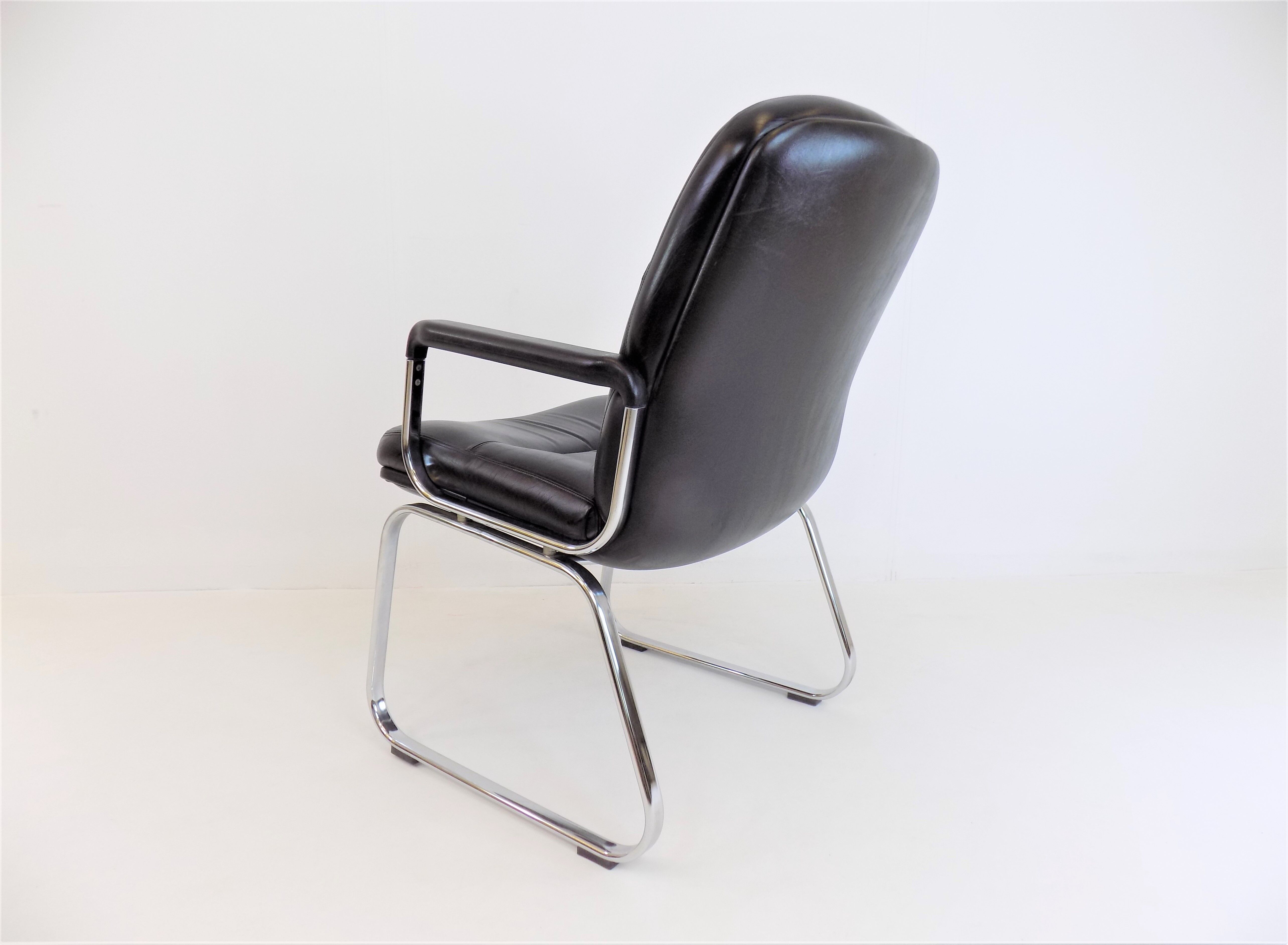 Set of 4 leather office chairs by Grahl