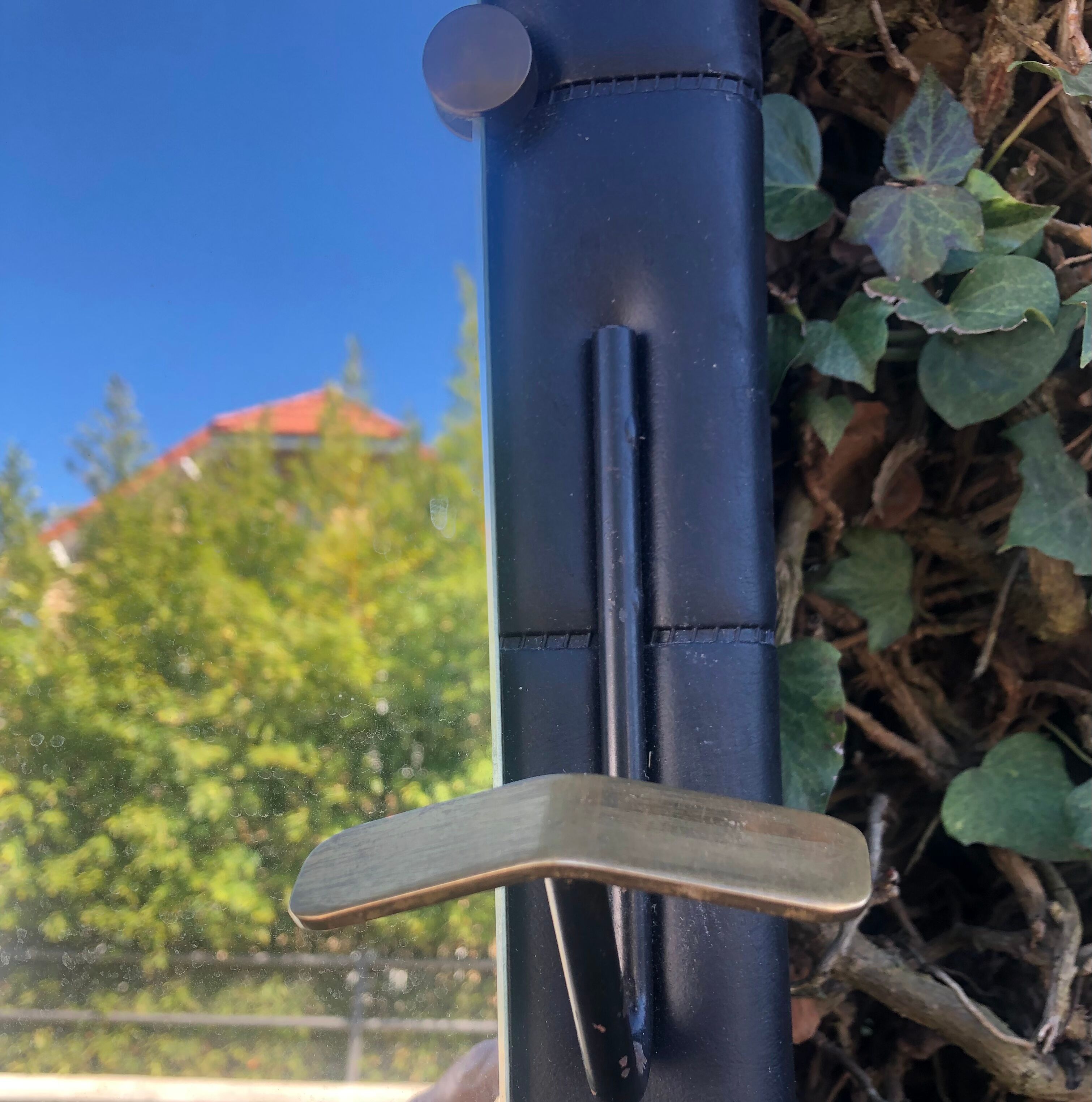 Wall-mounted coat rack wardrobe 50s vintage