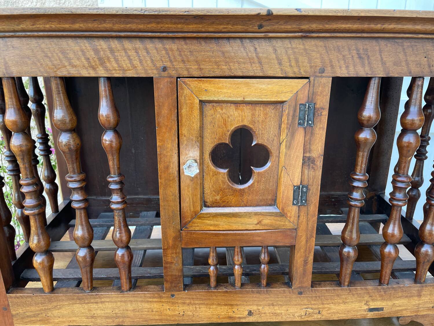 19th century Provençal walnut panetière