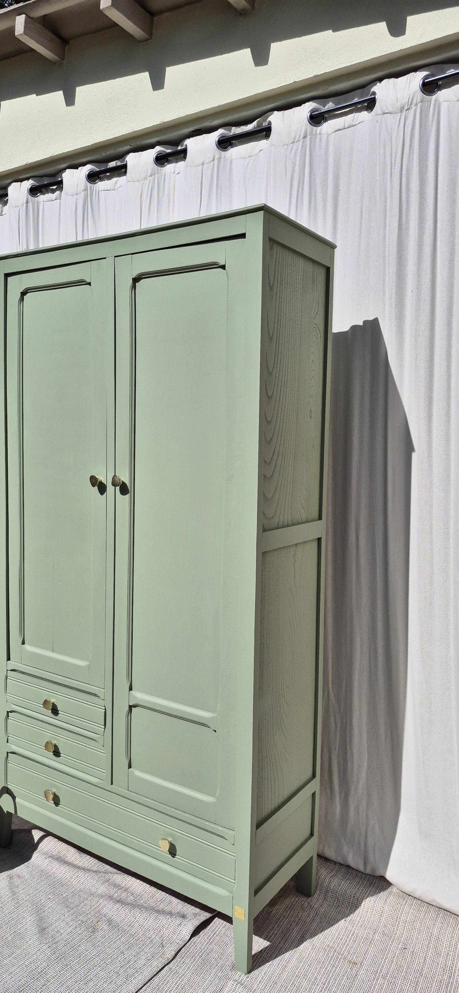 Armoire Parisienne d'hötel