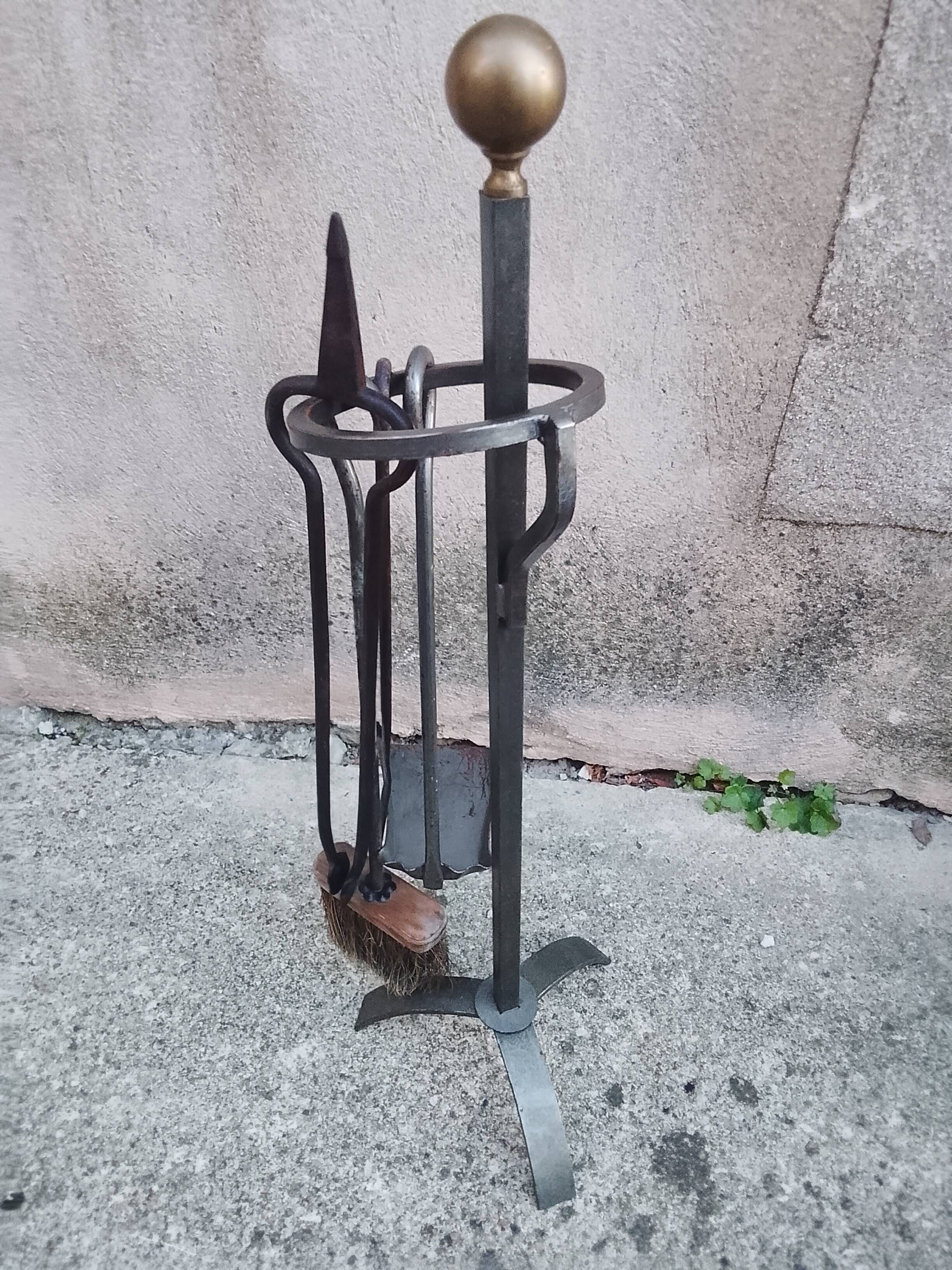 Fireplace servant / complete wrought iron valet "ardufe"
