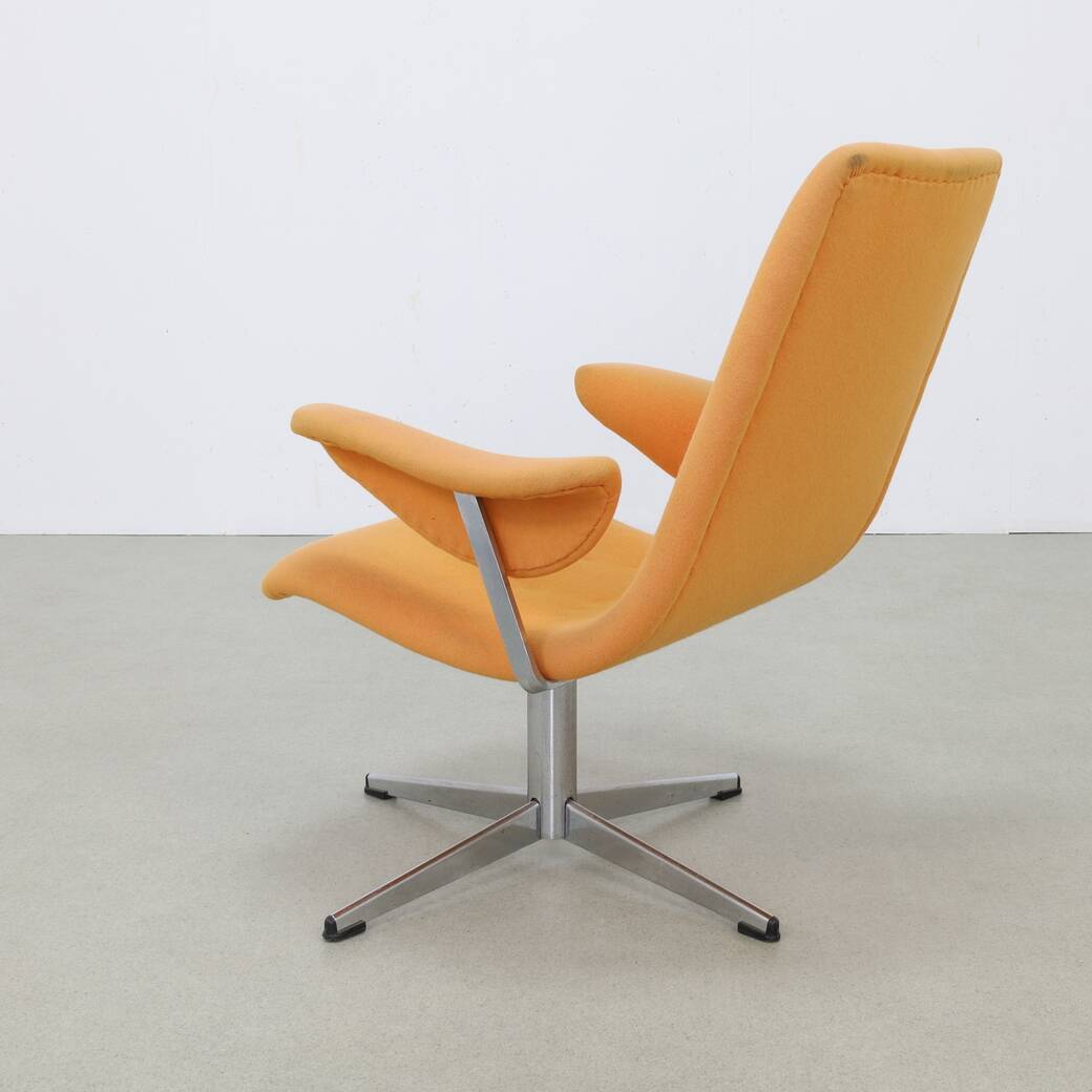 Fauteuil lounge vintage pivotant chromé 1960