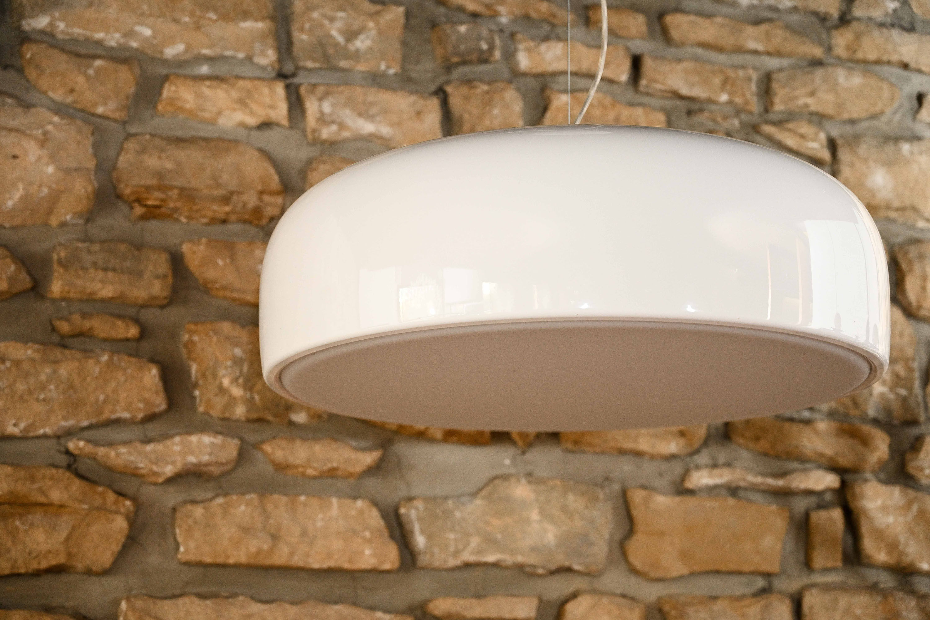 Hanging lamp Smithfield in white lacquered aluminium designed by Jasper Morrison