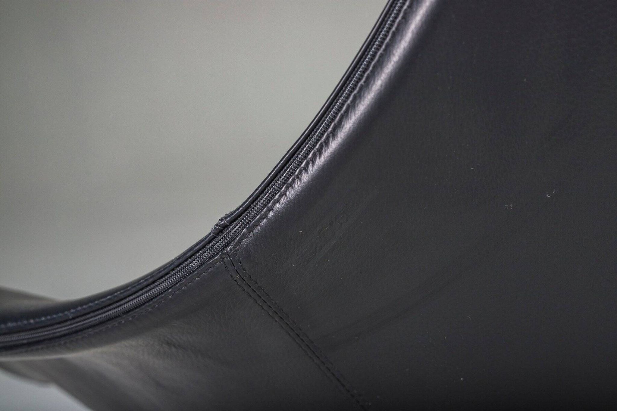 Set of leather armchairs by Rodolfo Dordoni for Matteo Grassi, 1990s