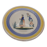 Ancienne assiette henriot quimper / personnage bretonne