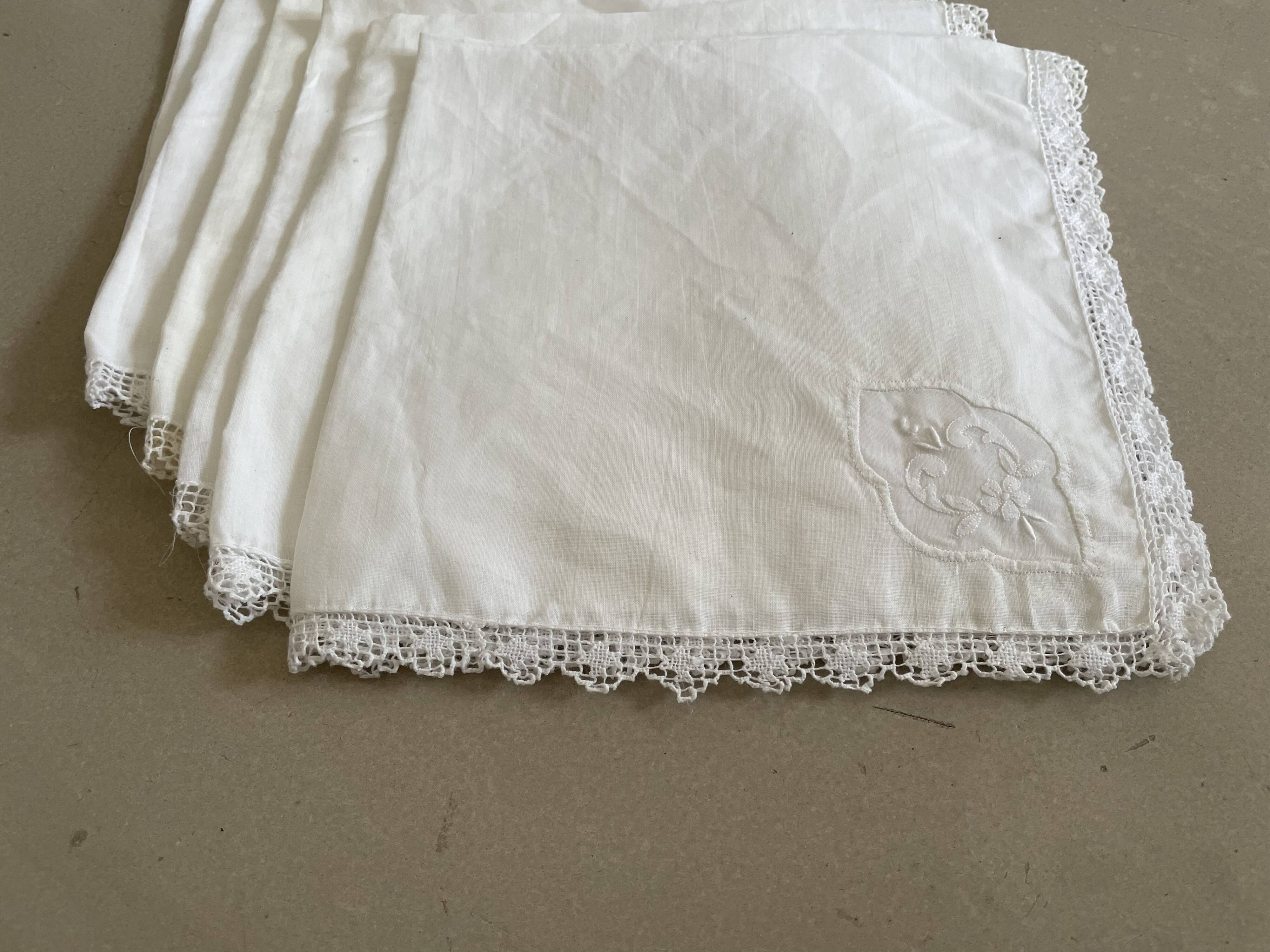 Lot de 6 serviettes de tables anciennes