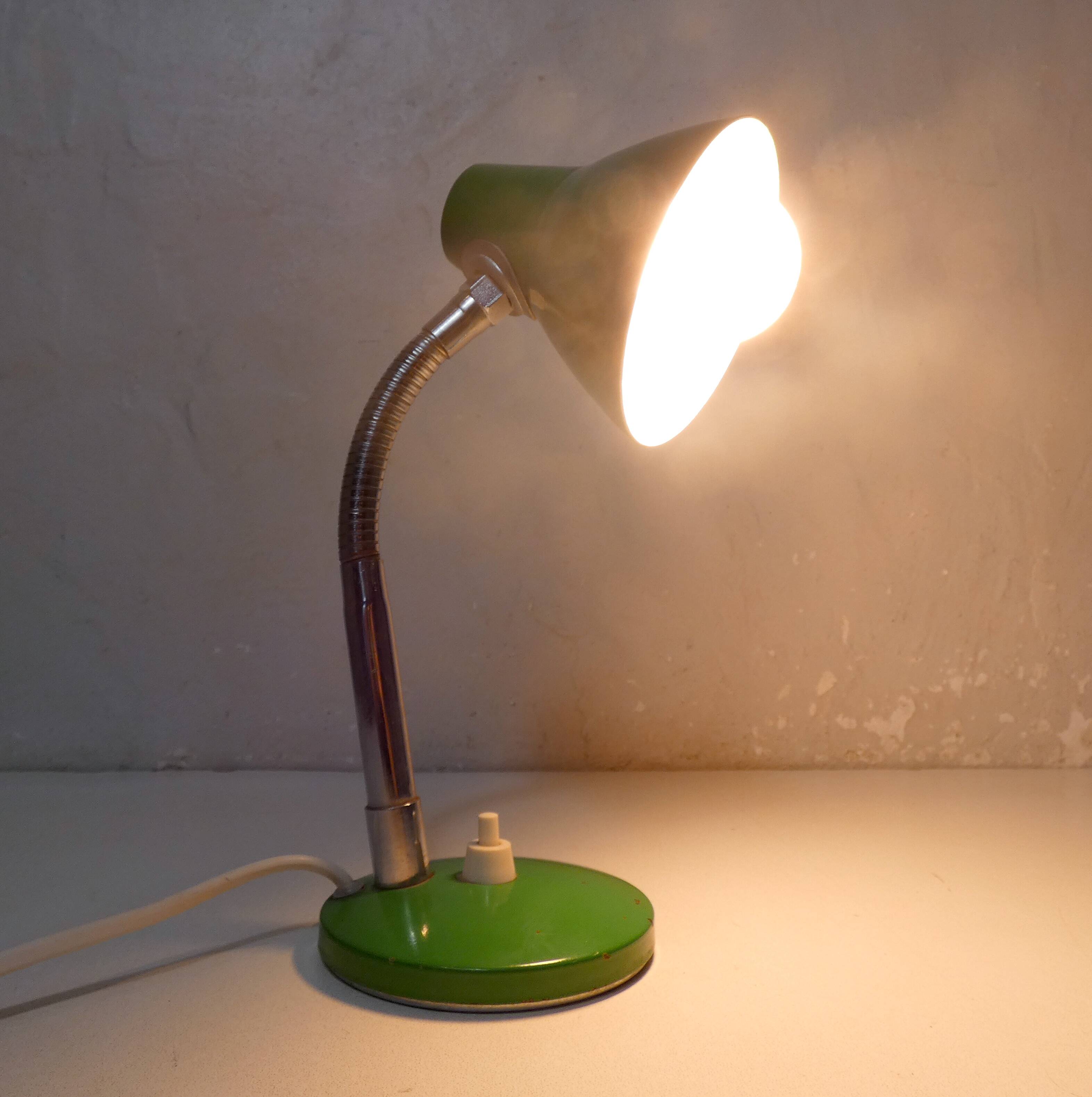 Vintage green metal adjustable desk lamp