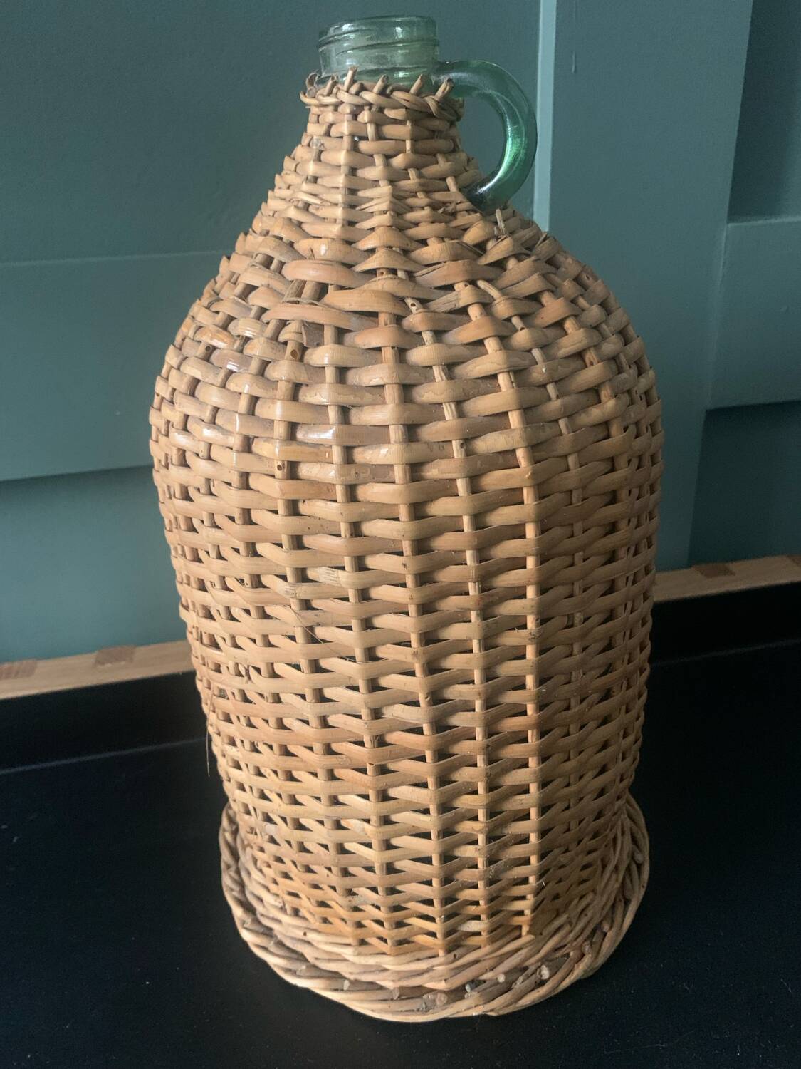 Rattan demijohn