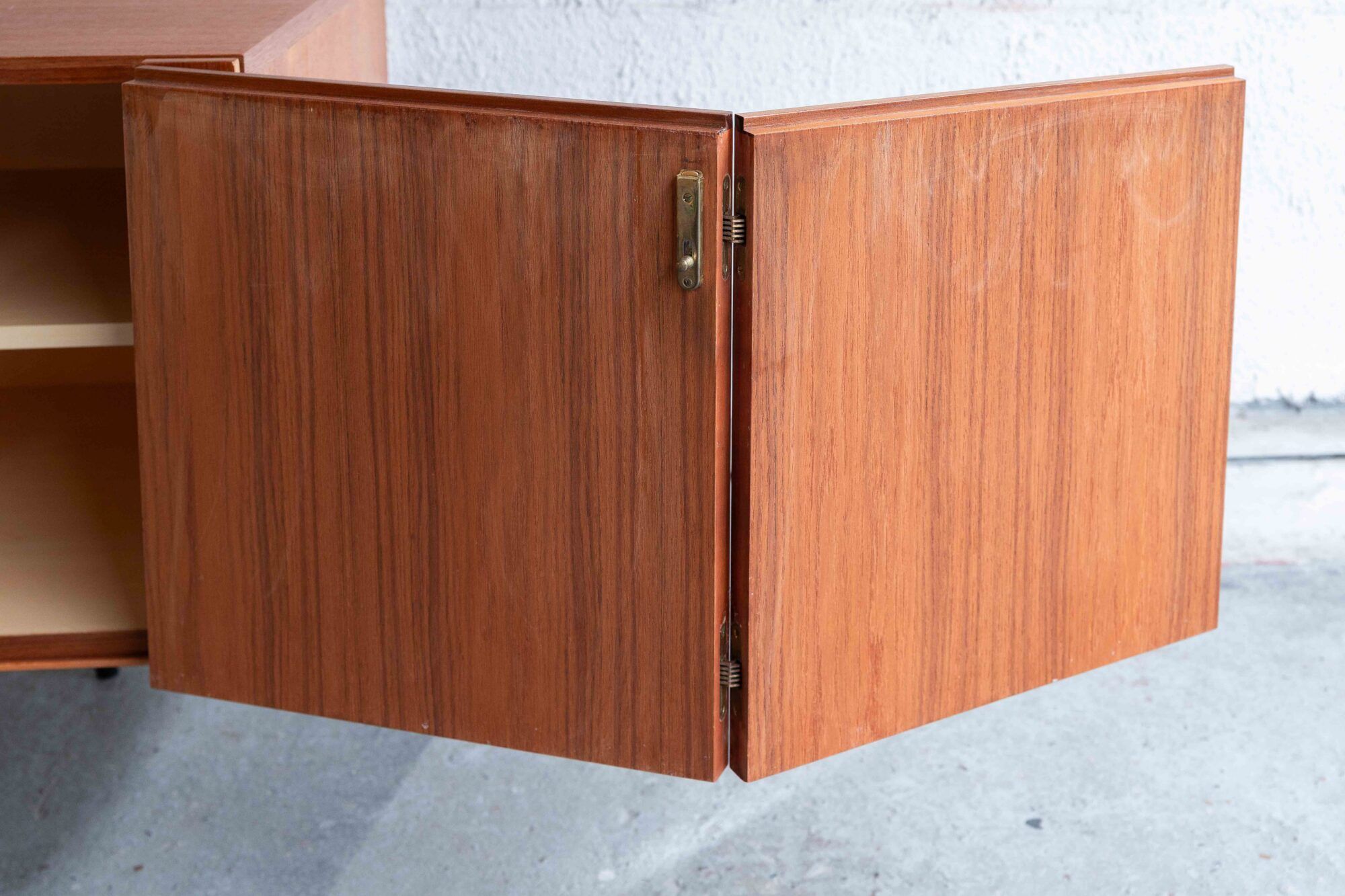 Buffet 'B20' by Dieter Waeckerlin