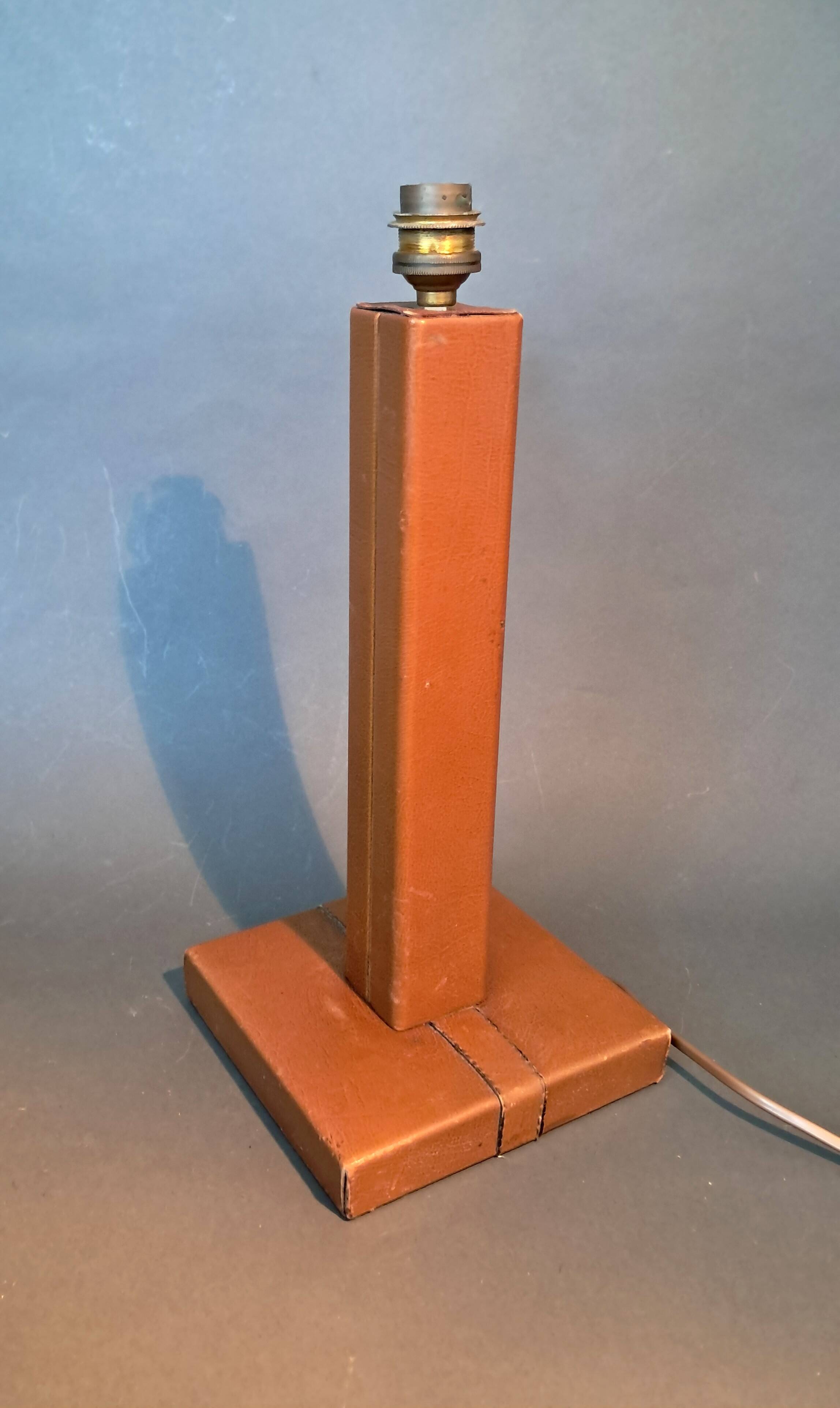 Modernist lamp base in fawn leather 1950s Le Tanneur Paris.