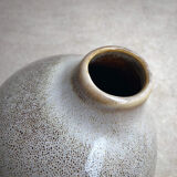 Round vase