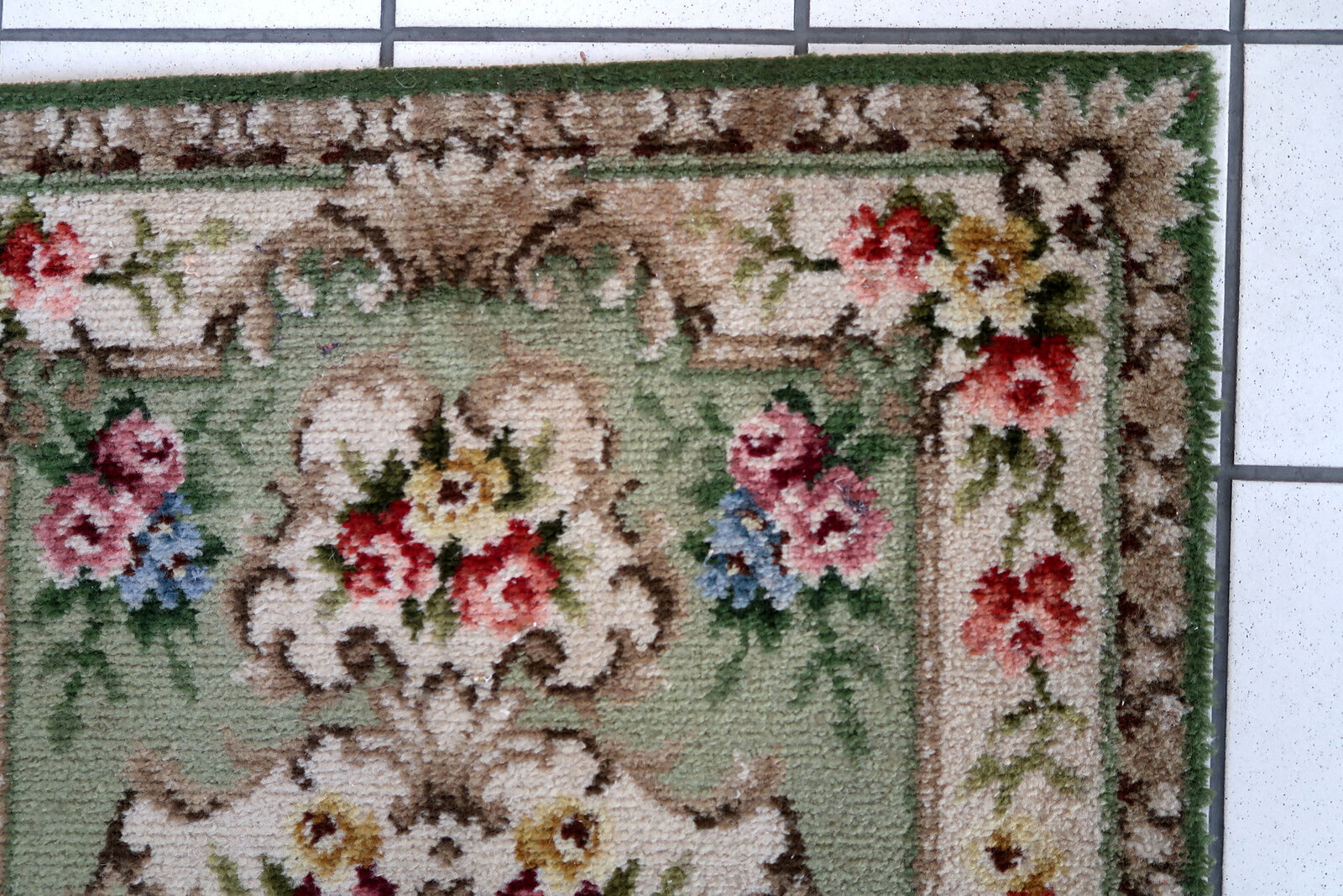 Vintage carpet french soap 69cm x 129cm 1960s