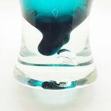 Grand vase sur pied en verre sarcelle