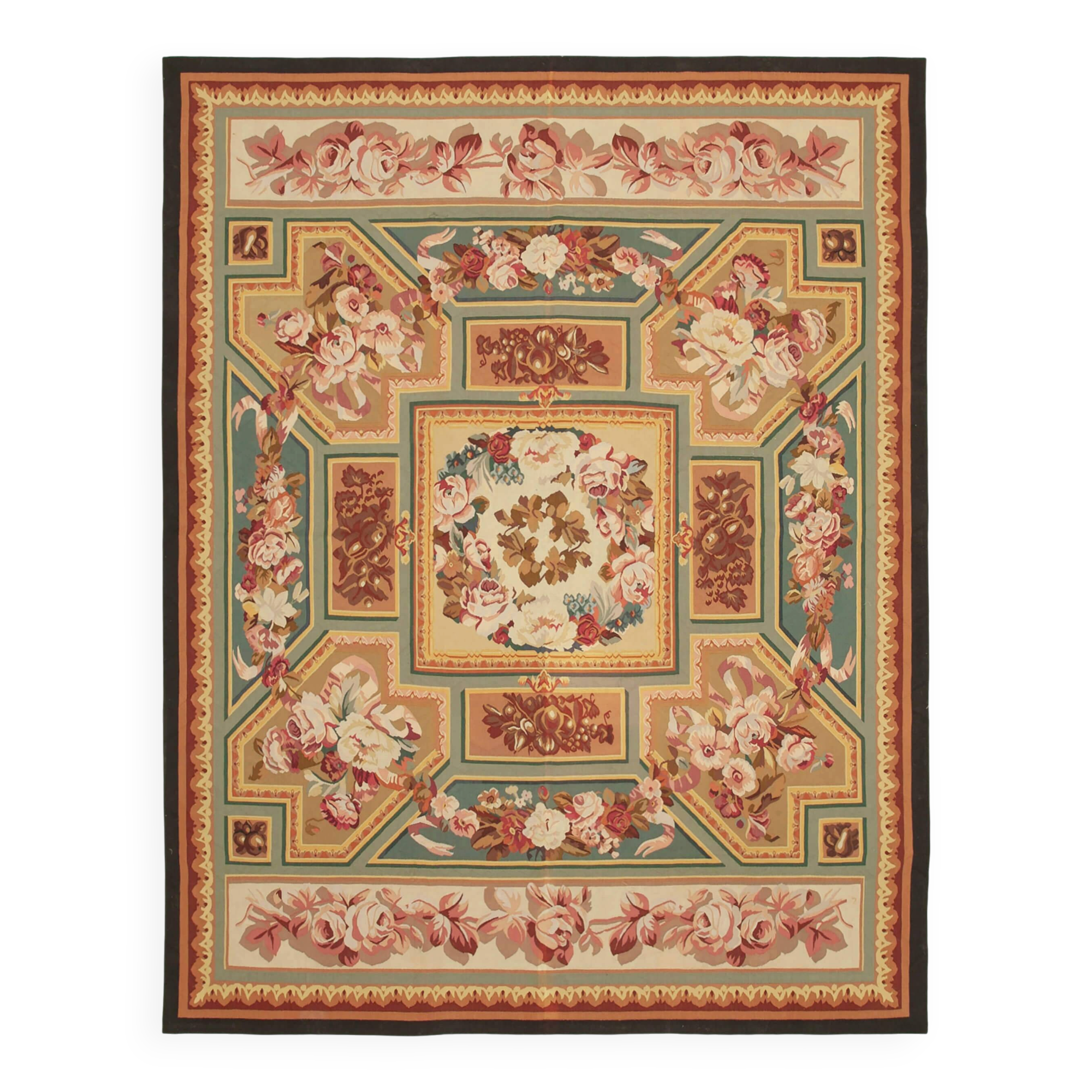 Handmade European Vintage Aubusson Kilim 280 cm x 366 cm