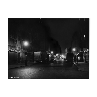 Paris 1965 rue du Renard by night