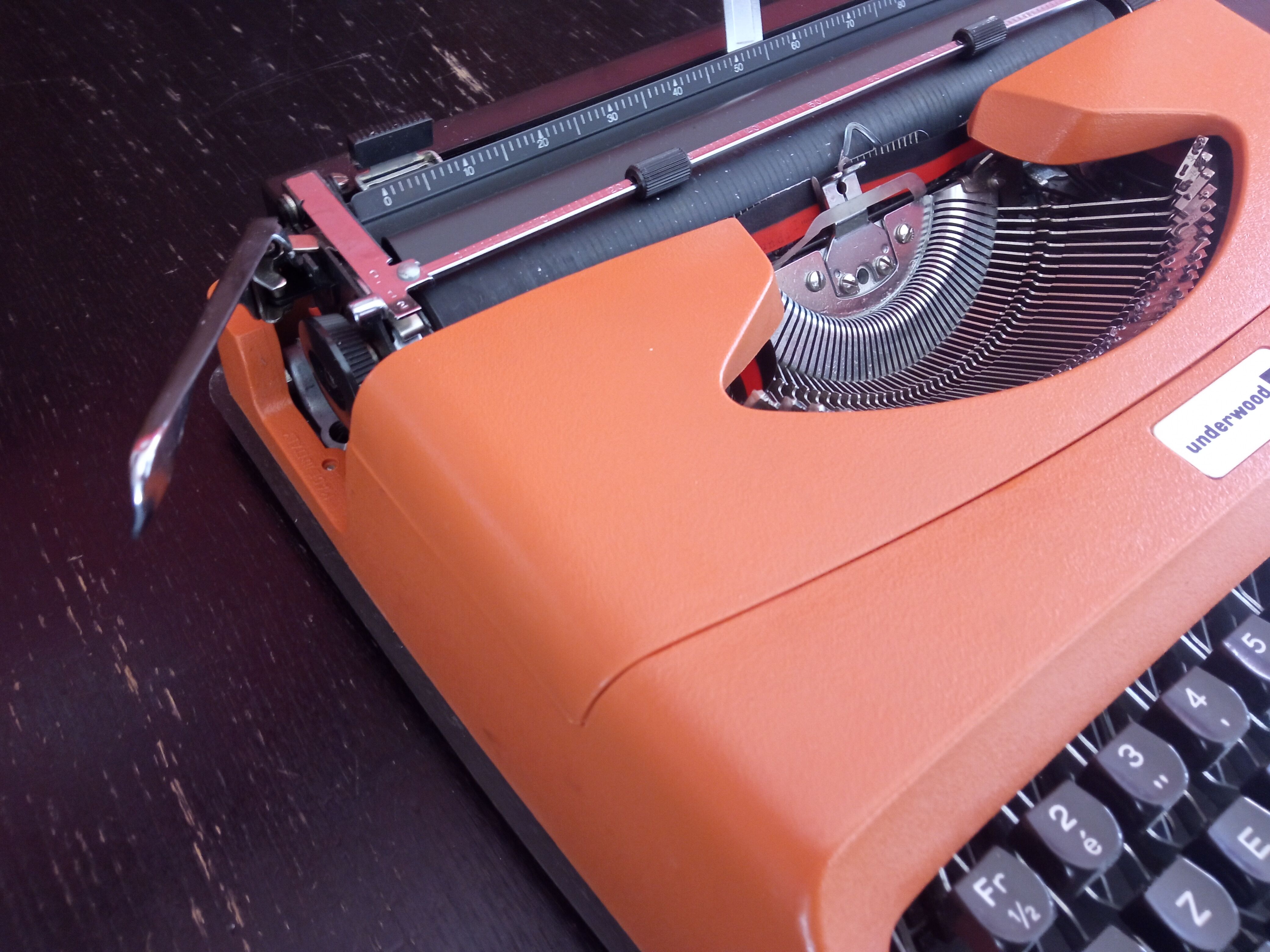 Underwood 18 Salmon Orange Typewriter
