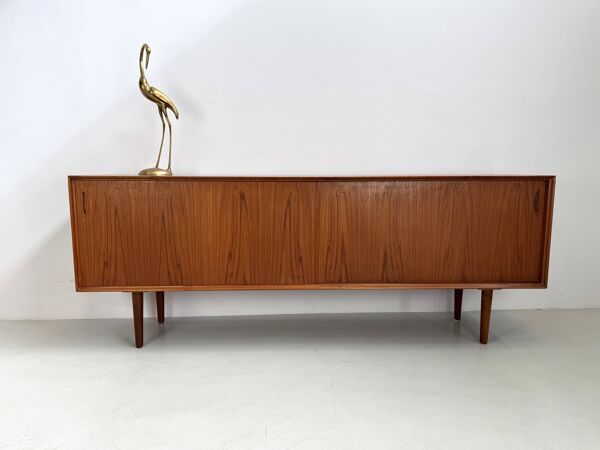 Enfilade danoise par E. Pedersen & Son A-S Copenhague.