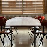 Knoll table