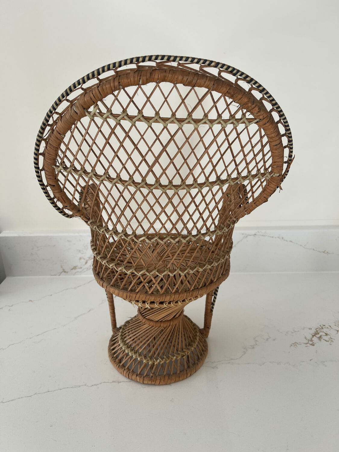 Emmanuelle mini armchair