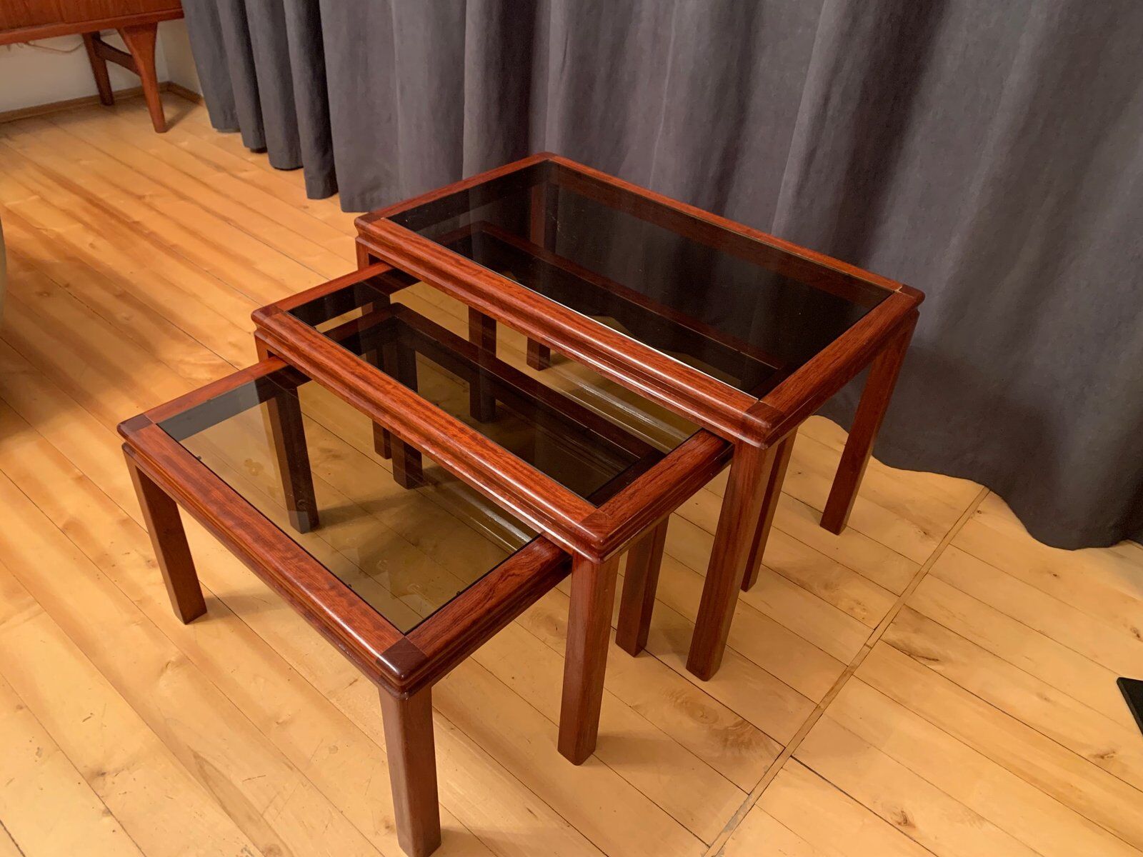 Nesting tables, Italy, 1970s, set of 3