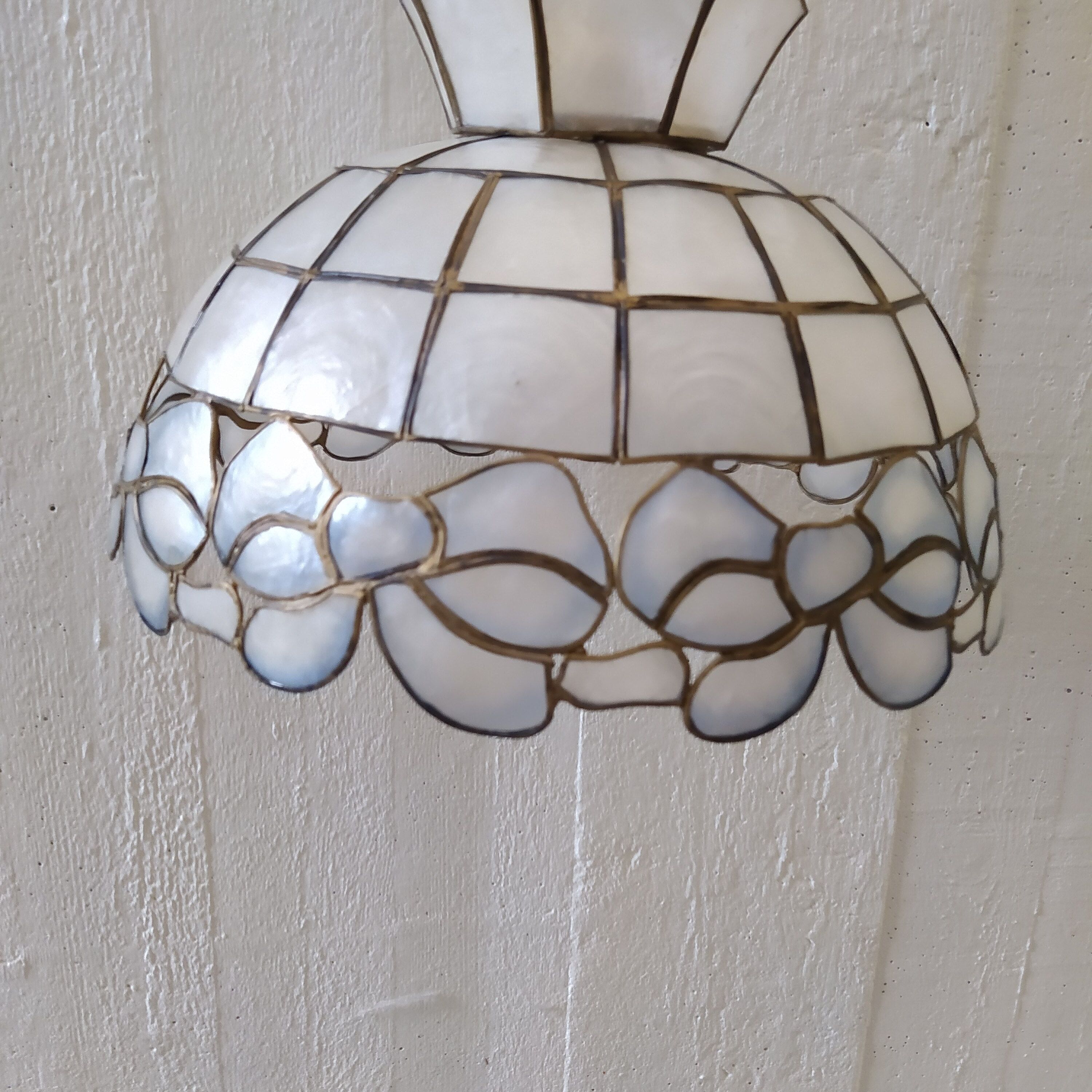 Mother-of-pearl and brass lamp