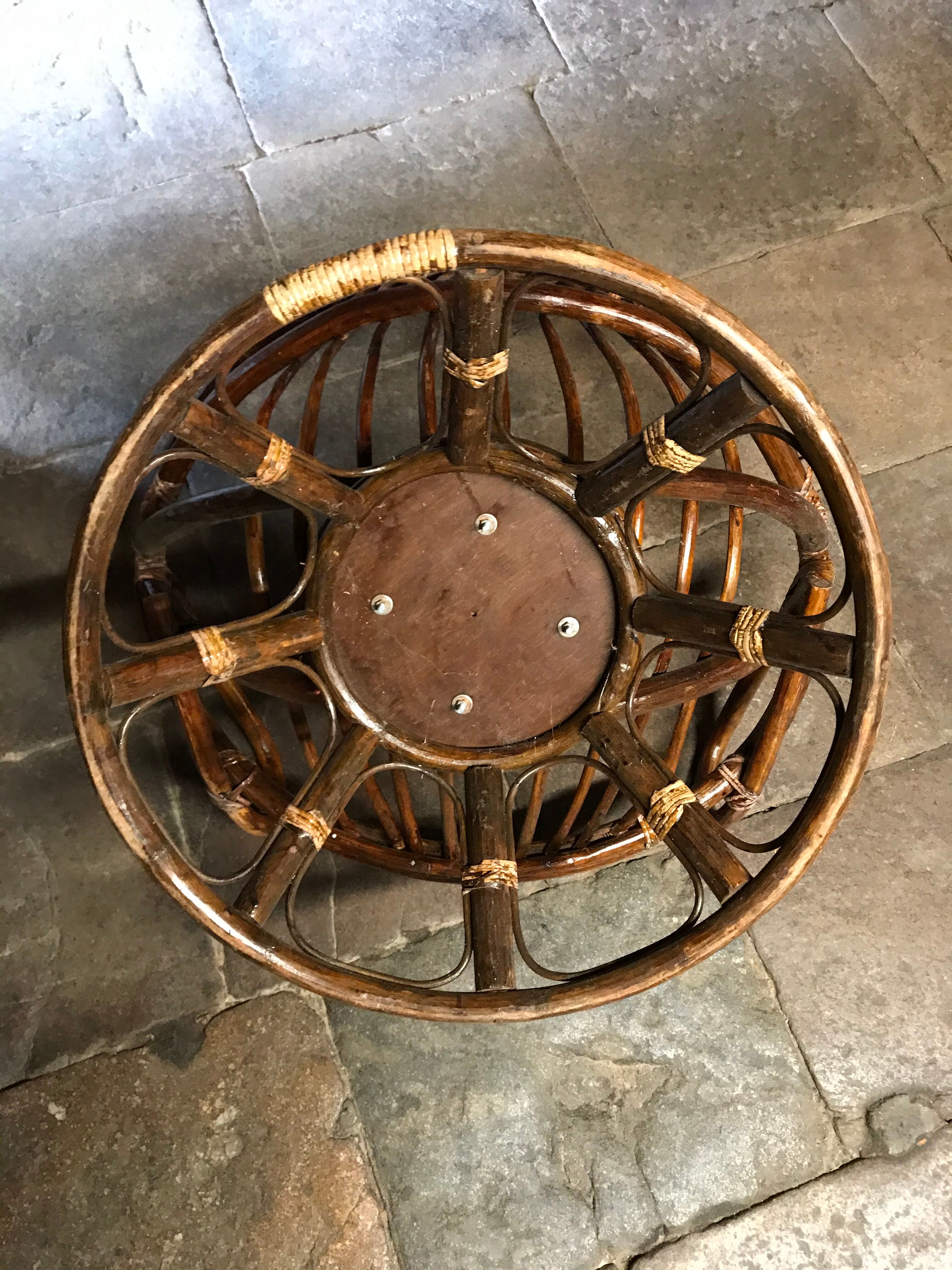 Swivel rattan armchair