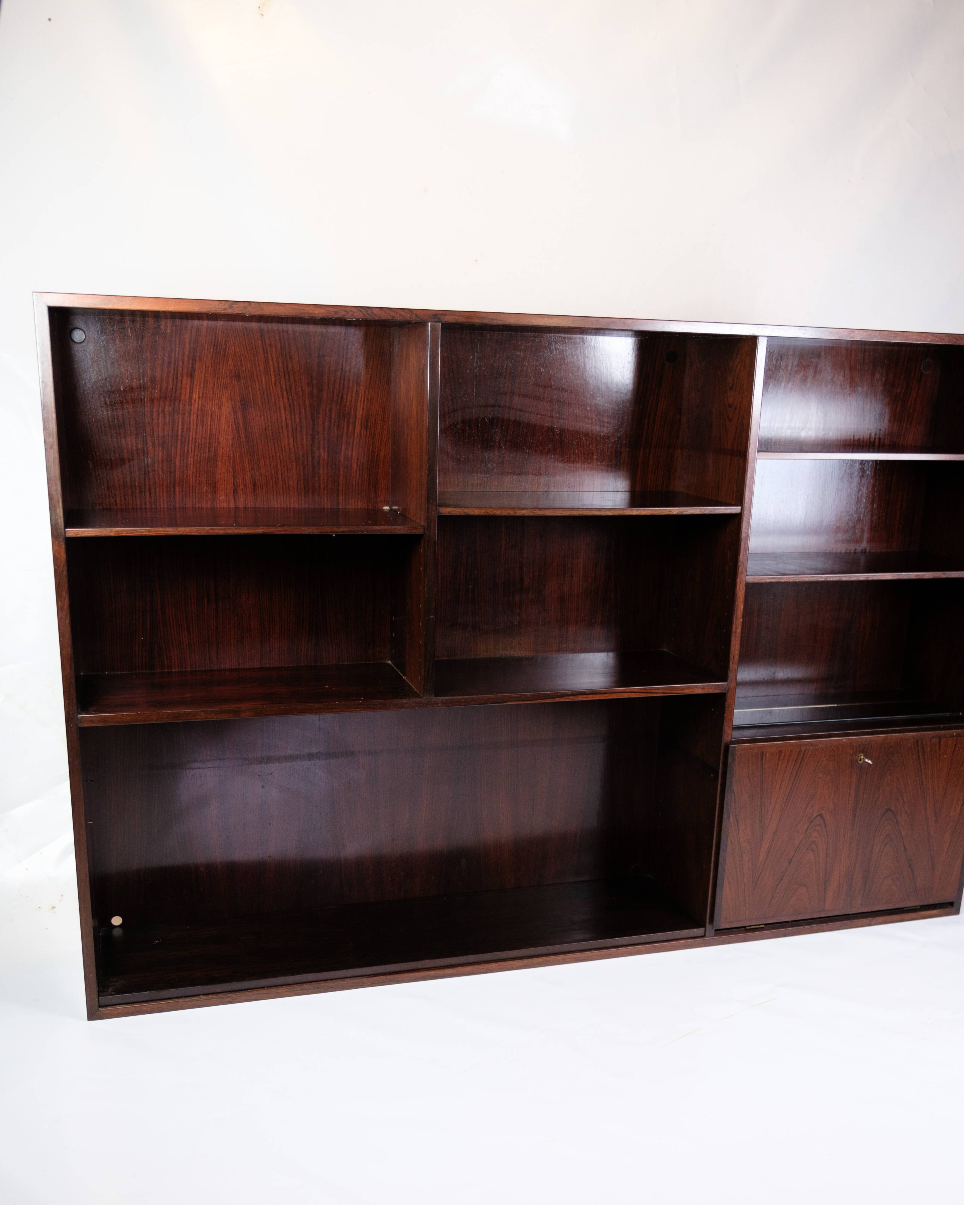 Bookcase Made In Rosewood Model 35 By Omann Jun. Møbelfabrik From 1960s