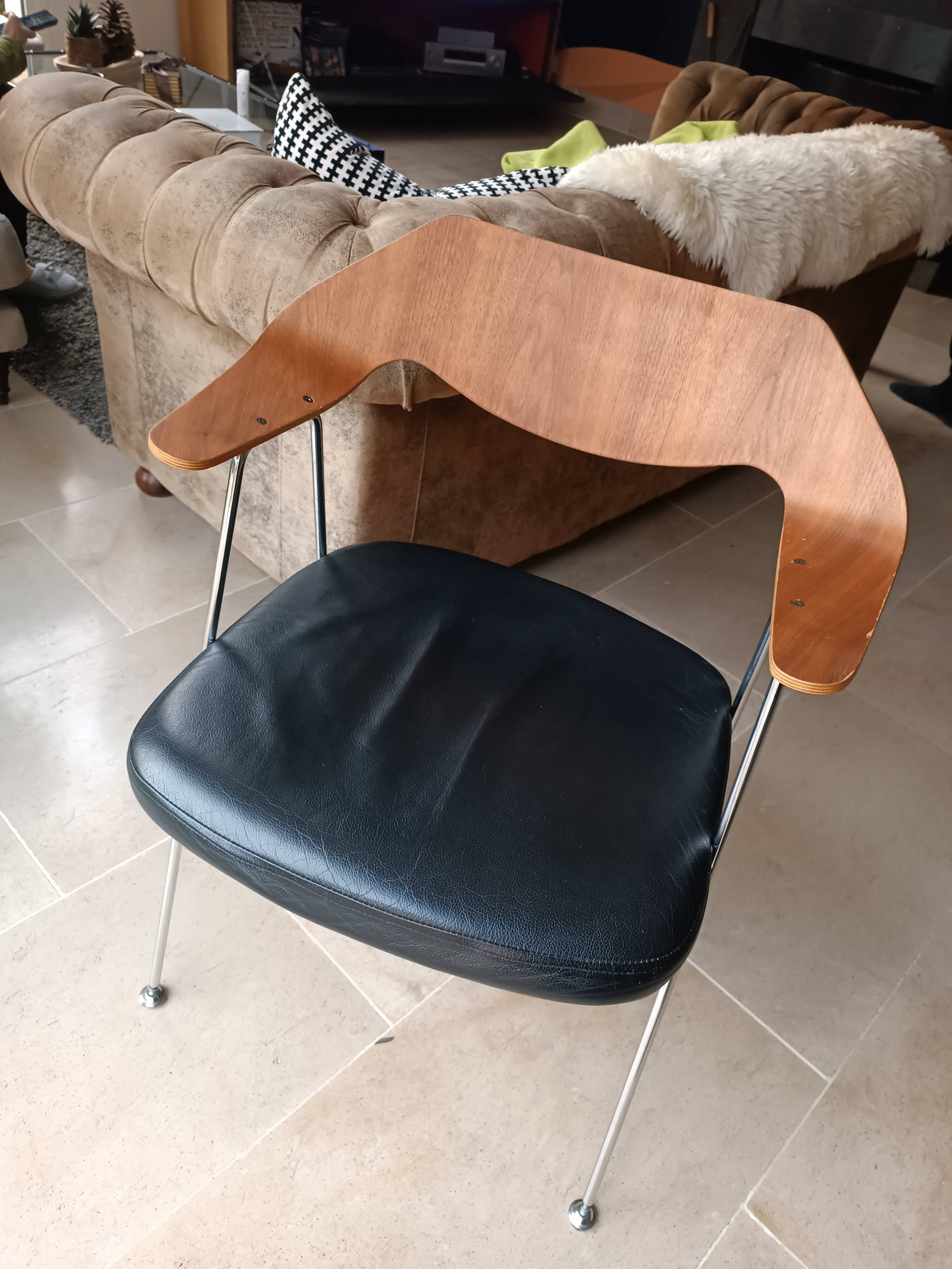 Chairs 675 Robin Day for Habitat