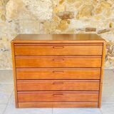 Vintage chest of drawers with 5 drawers in rosewood by Hulsta, circa 1970s.