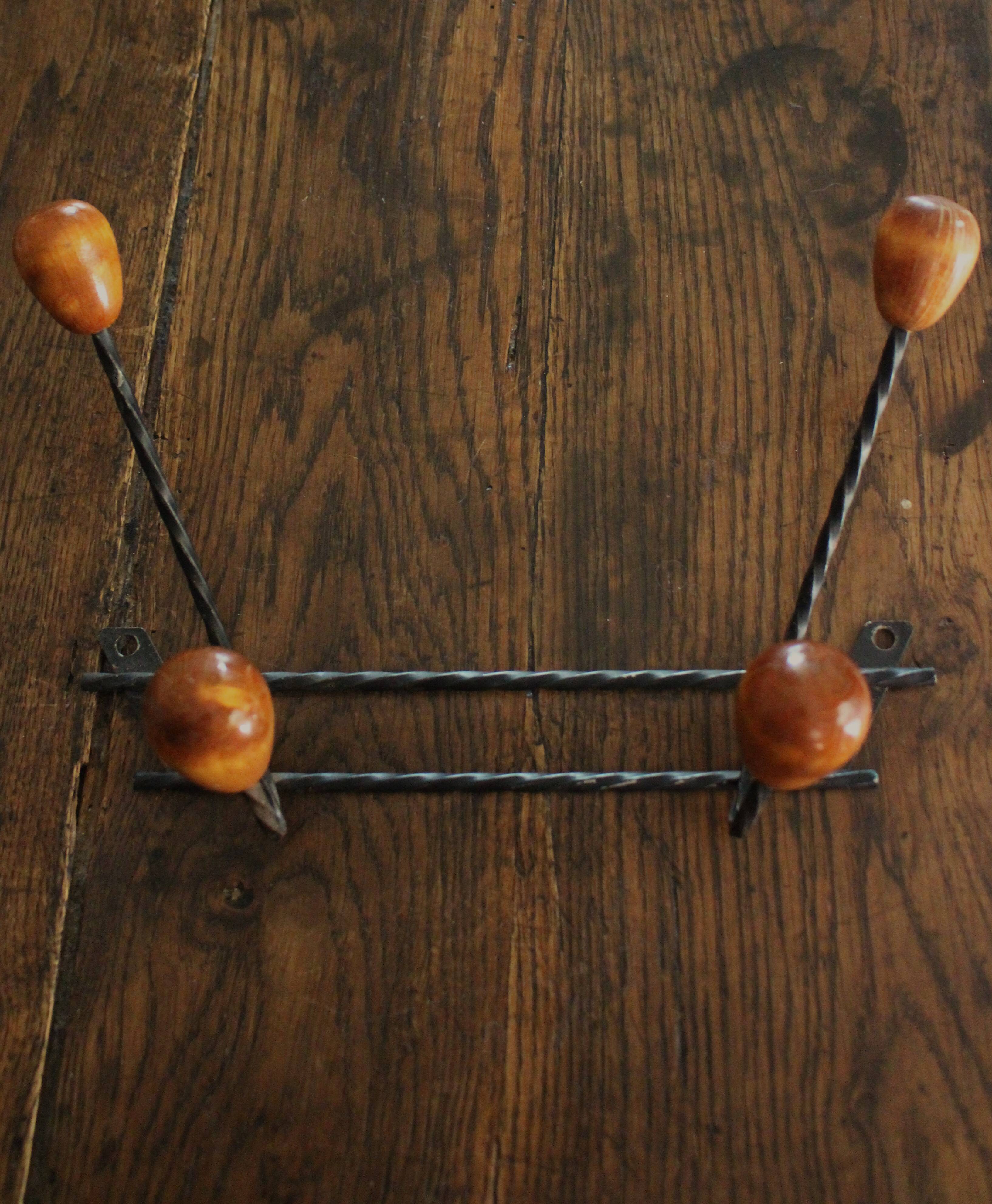 Porte manteaux double barre boules bois