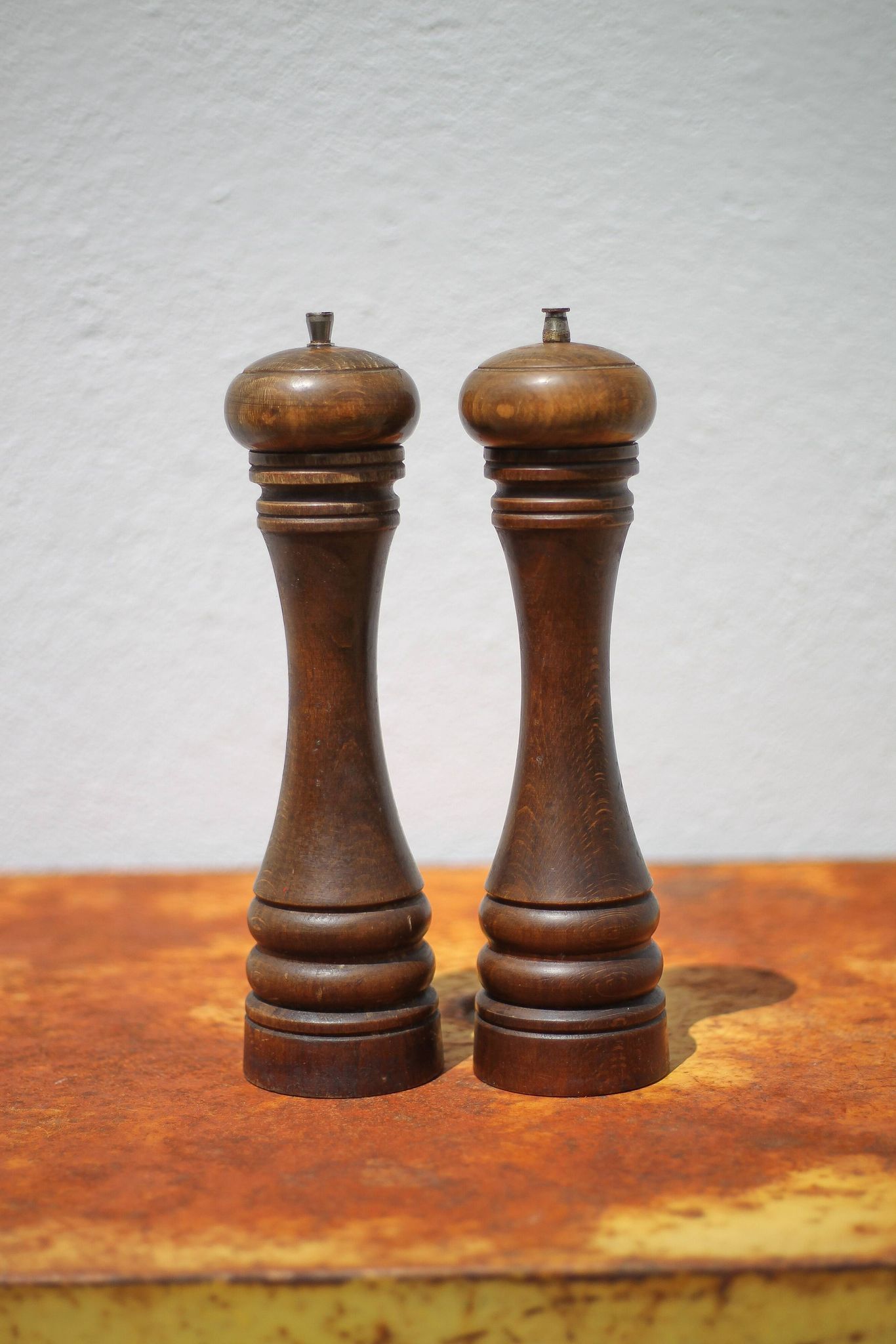 Marlux large model salt and pepper shaker, vintage wooden pepper mill and salt shaker