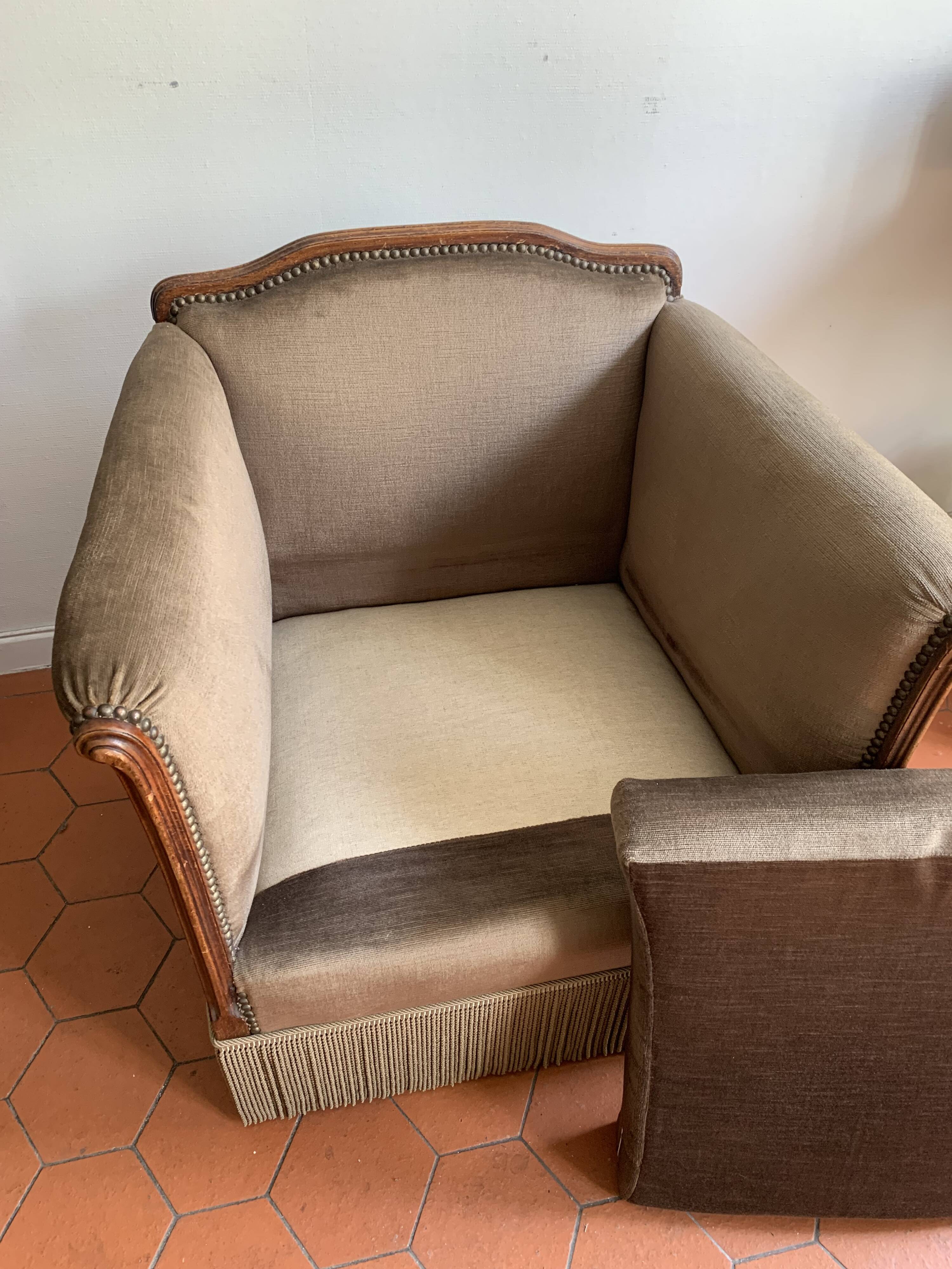 Art Deco armchair in taupe velvet, 1920/30