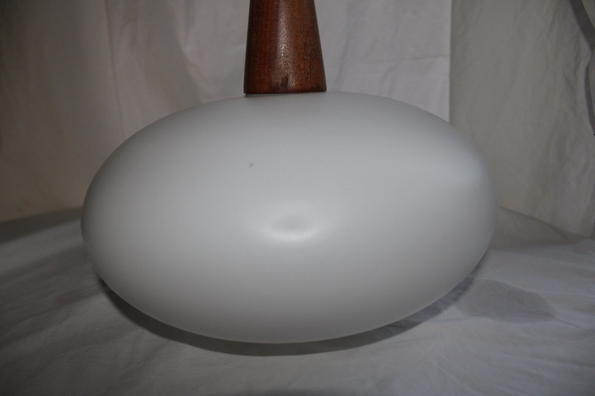 Vintage hanging in opaline glass and teak - 1960s