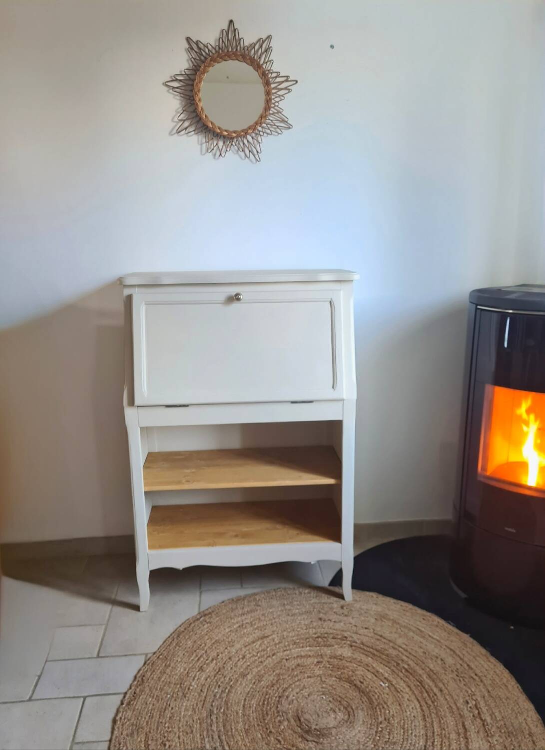 Restored secretary, 1980s