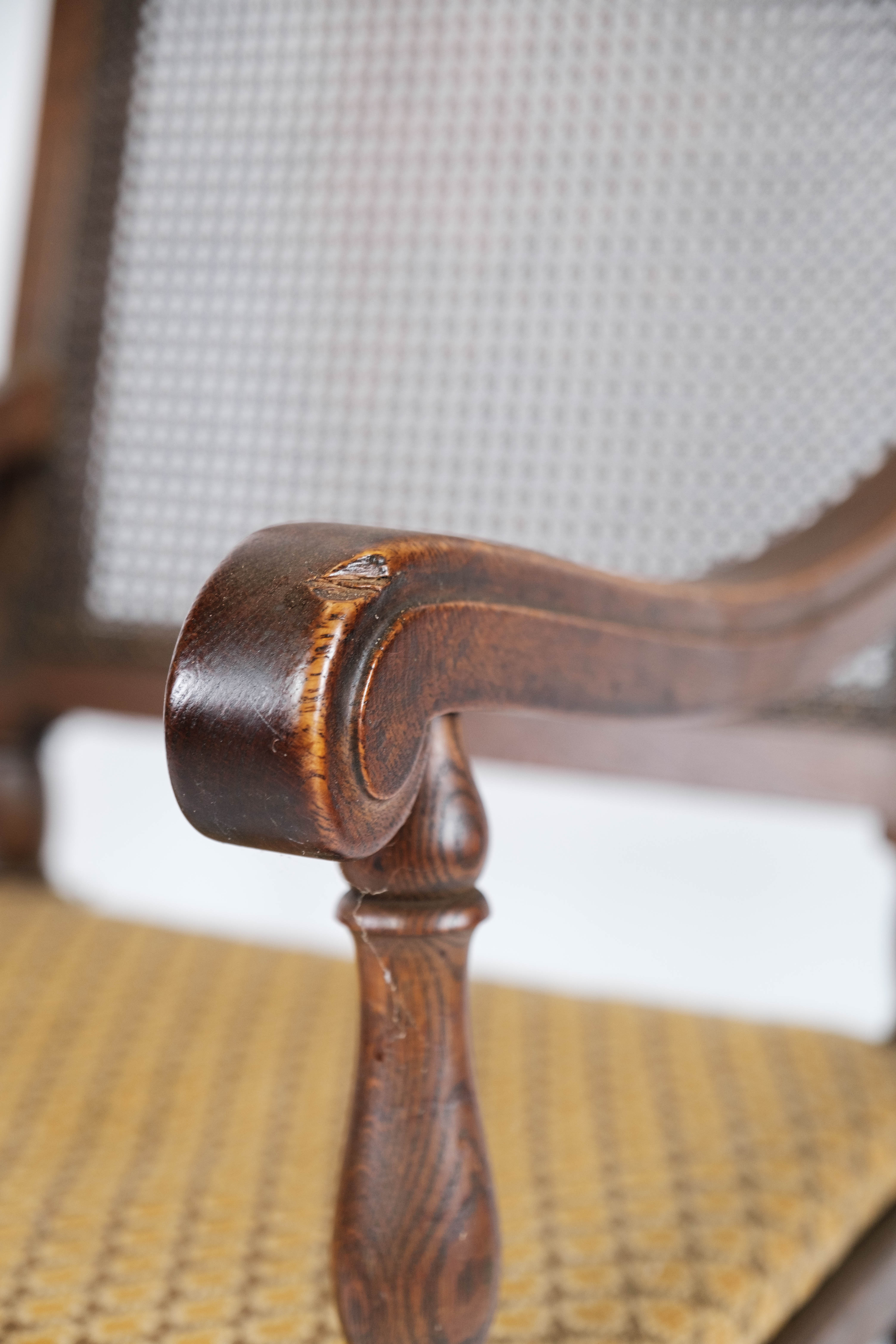 Antique armchair of oak, 1920s