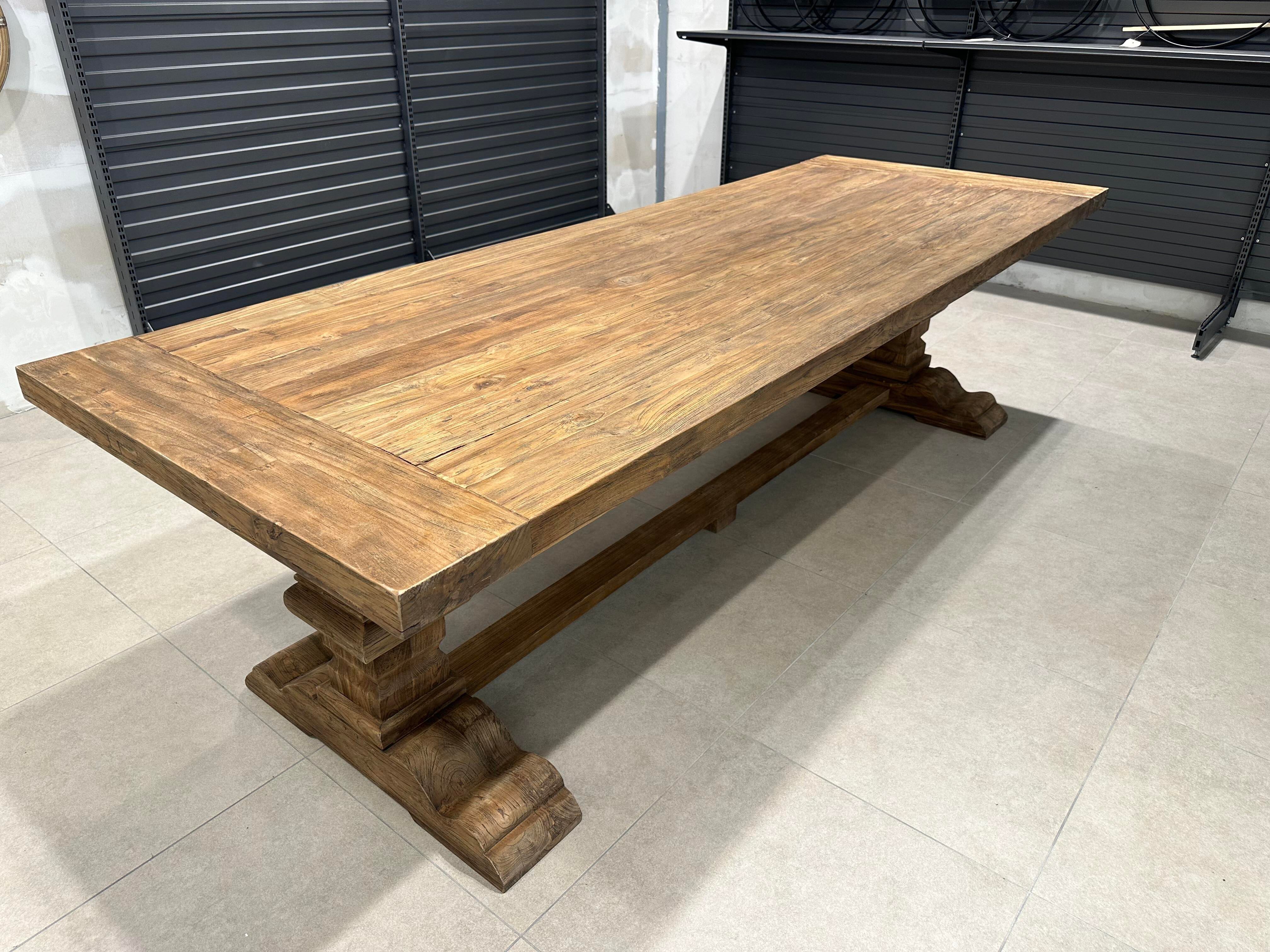 Solid chene table 300 x 100 cm
