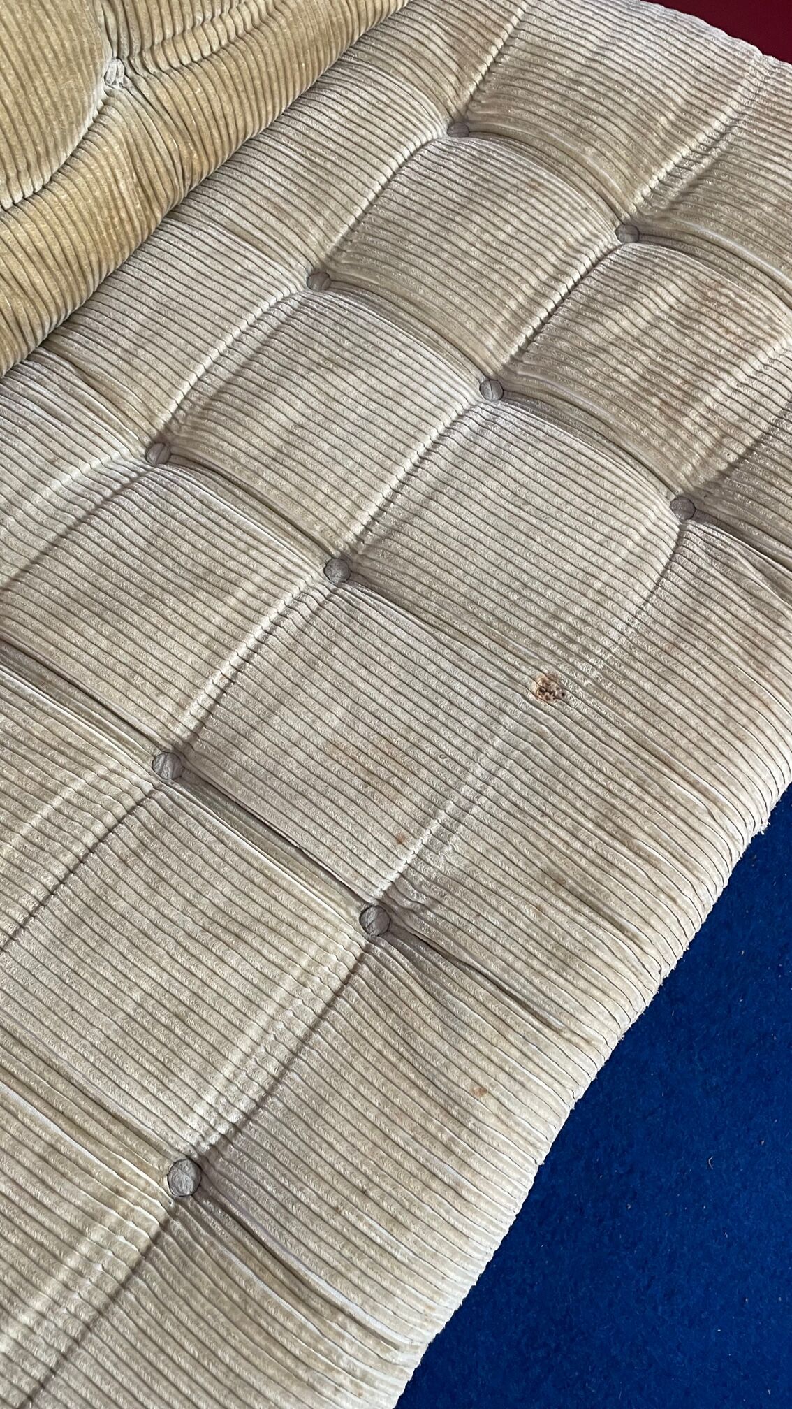 Vintage sofa from the 70s in corduroy