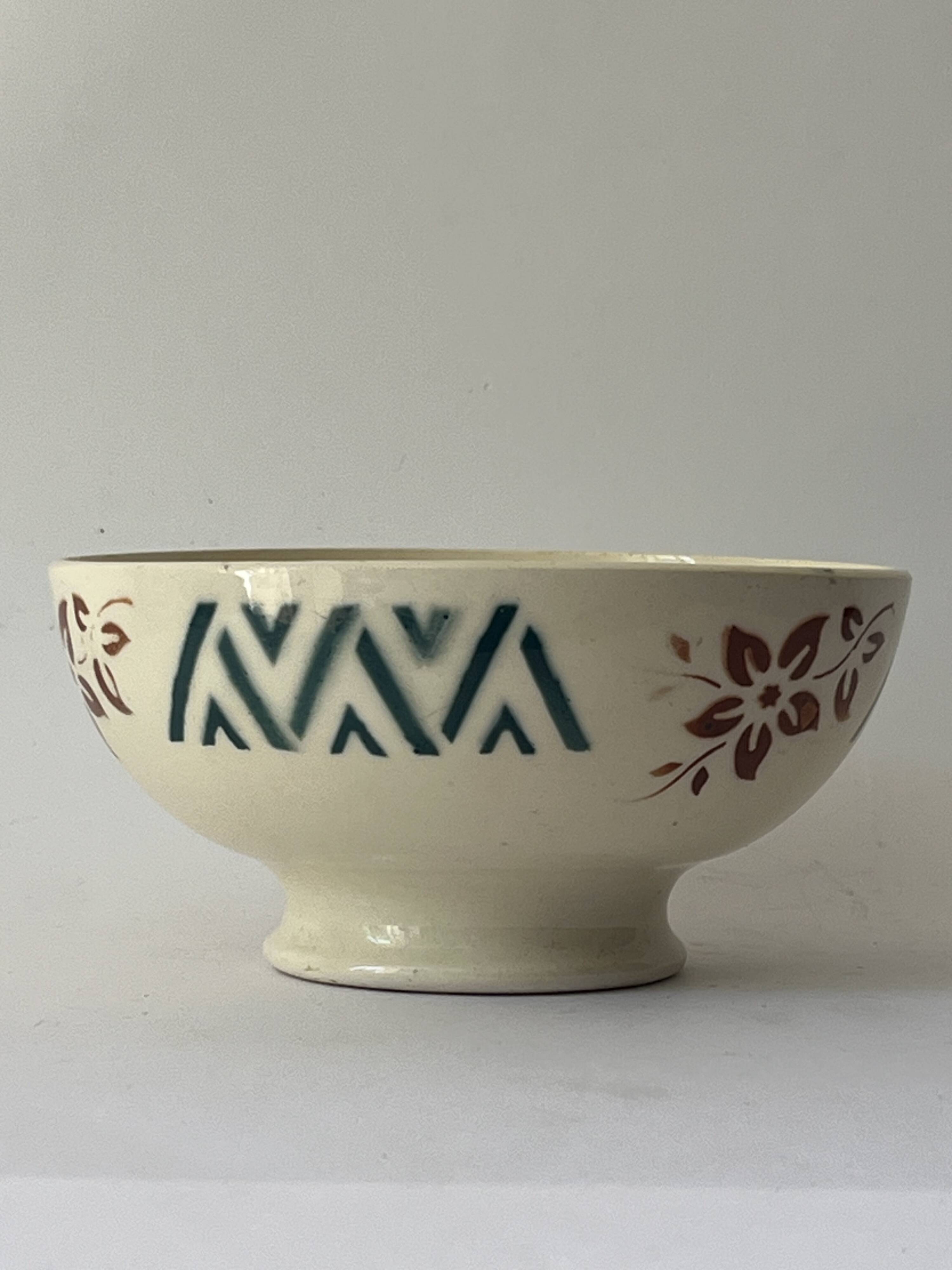 Old Sarreguemines Bowl - 5056
